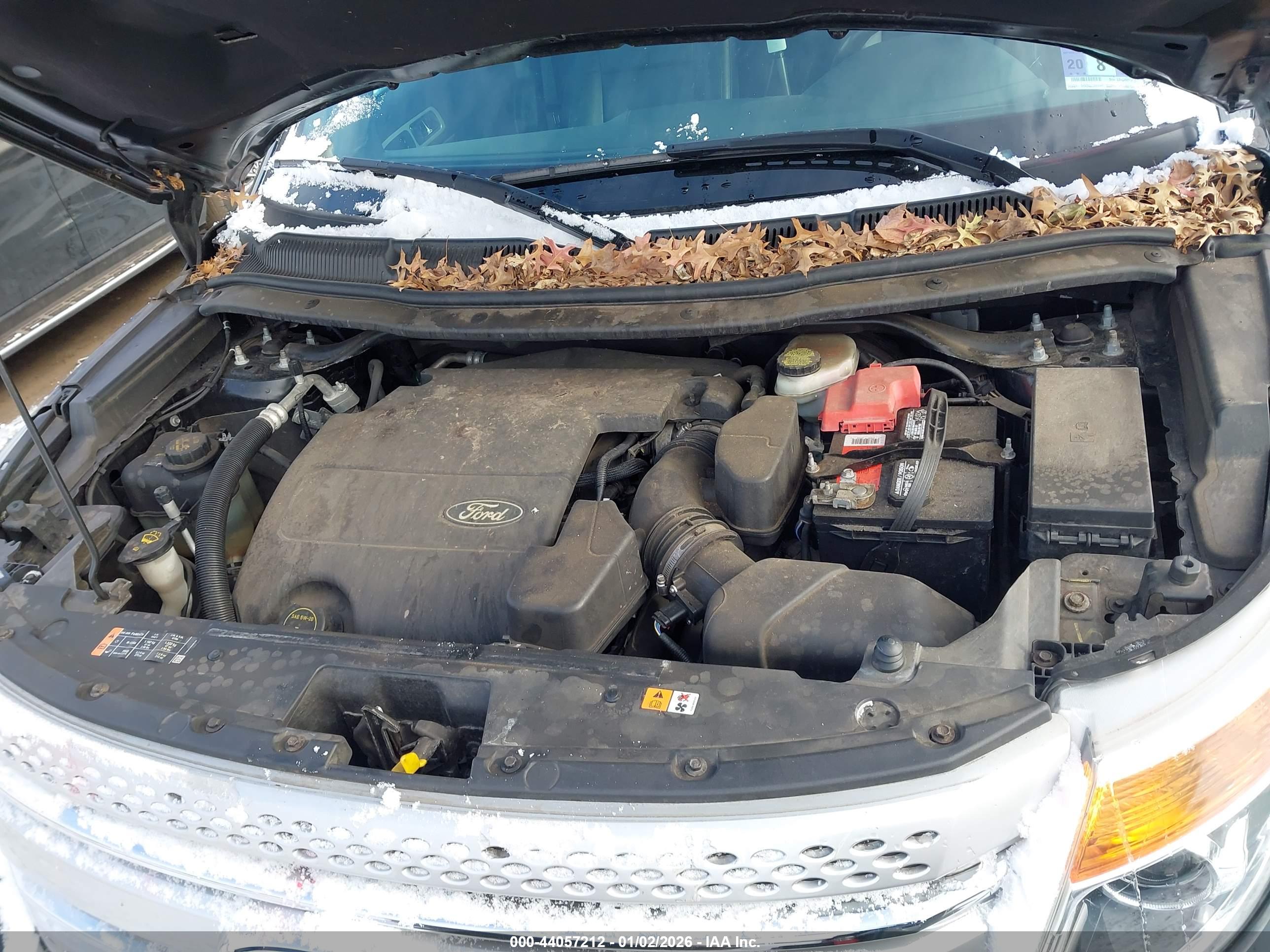 FORD EXPLORER image 10