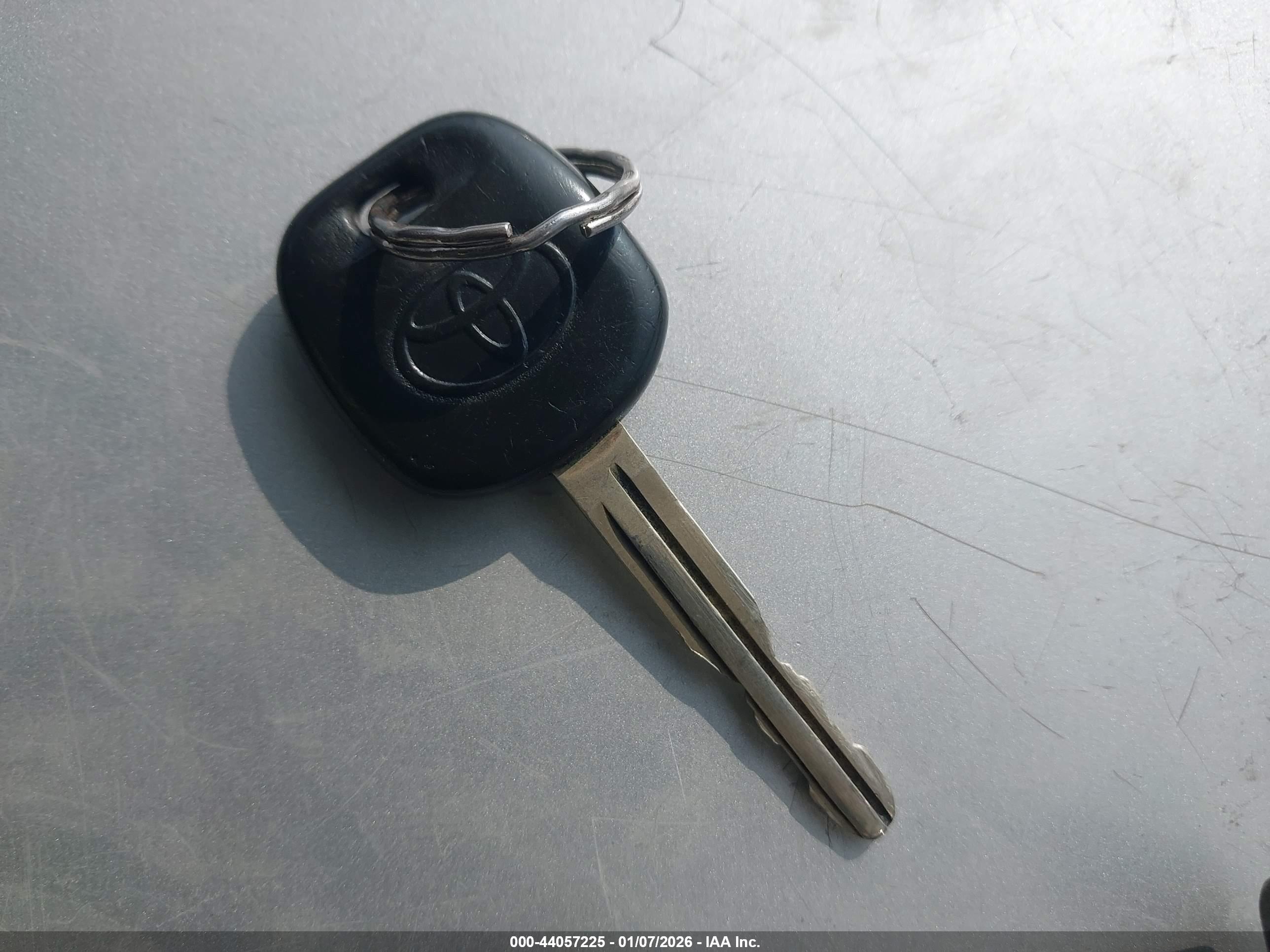 TOYOTA CAMRY image 11