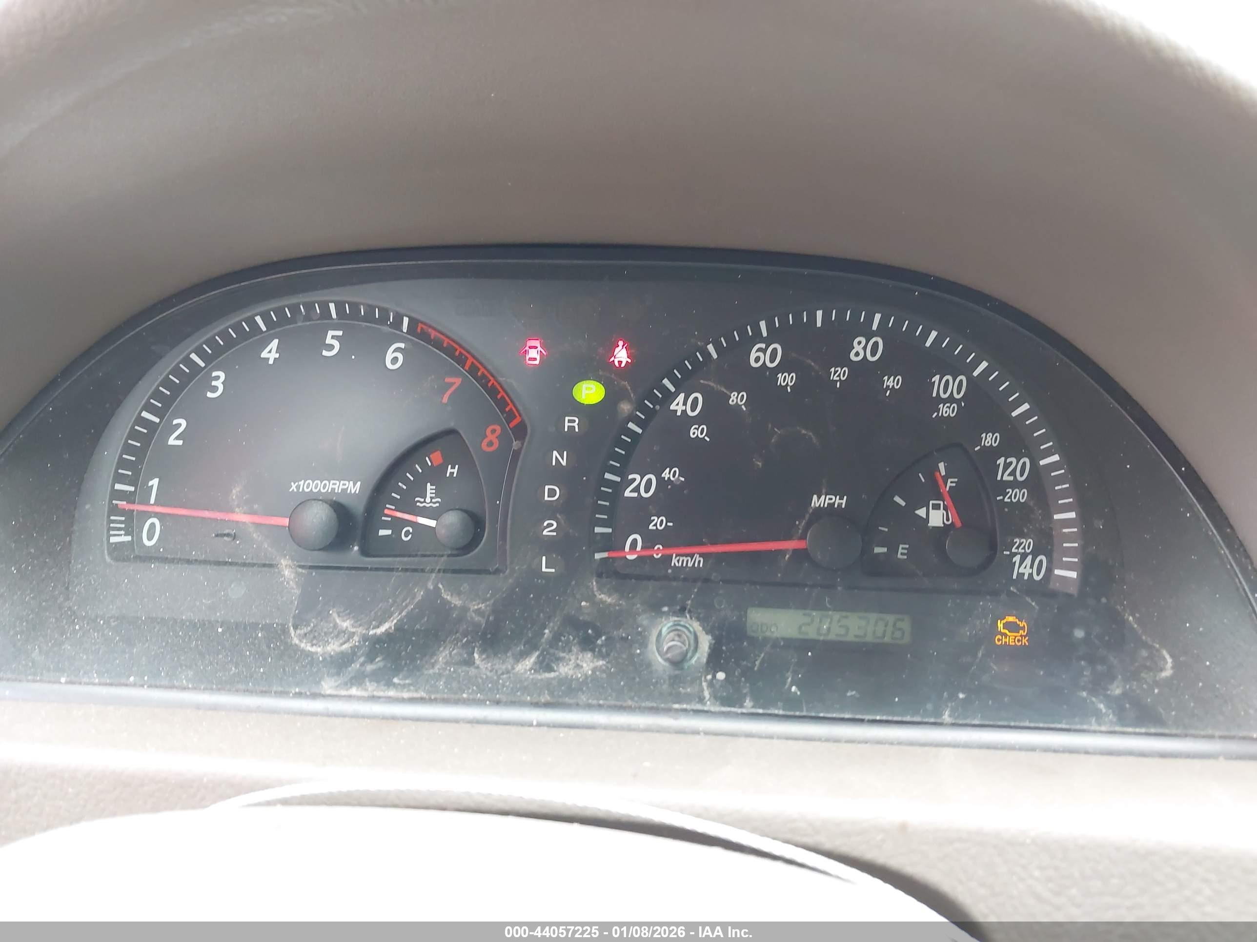 TOYOTA CAMRY image 7