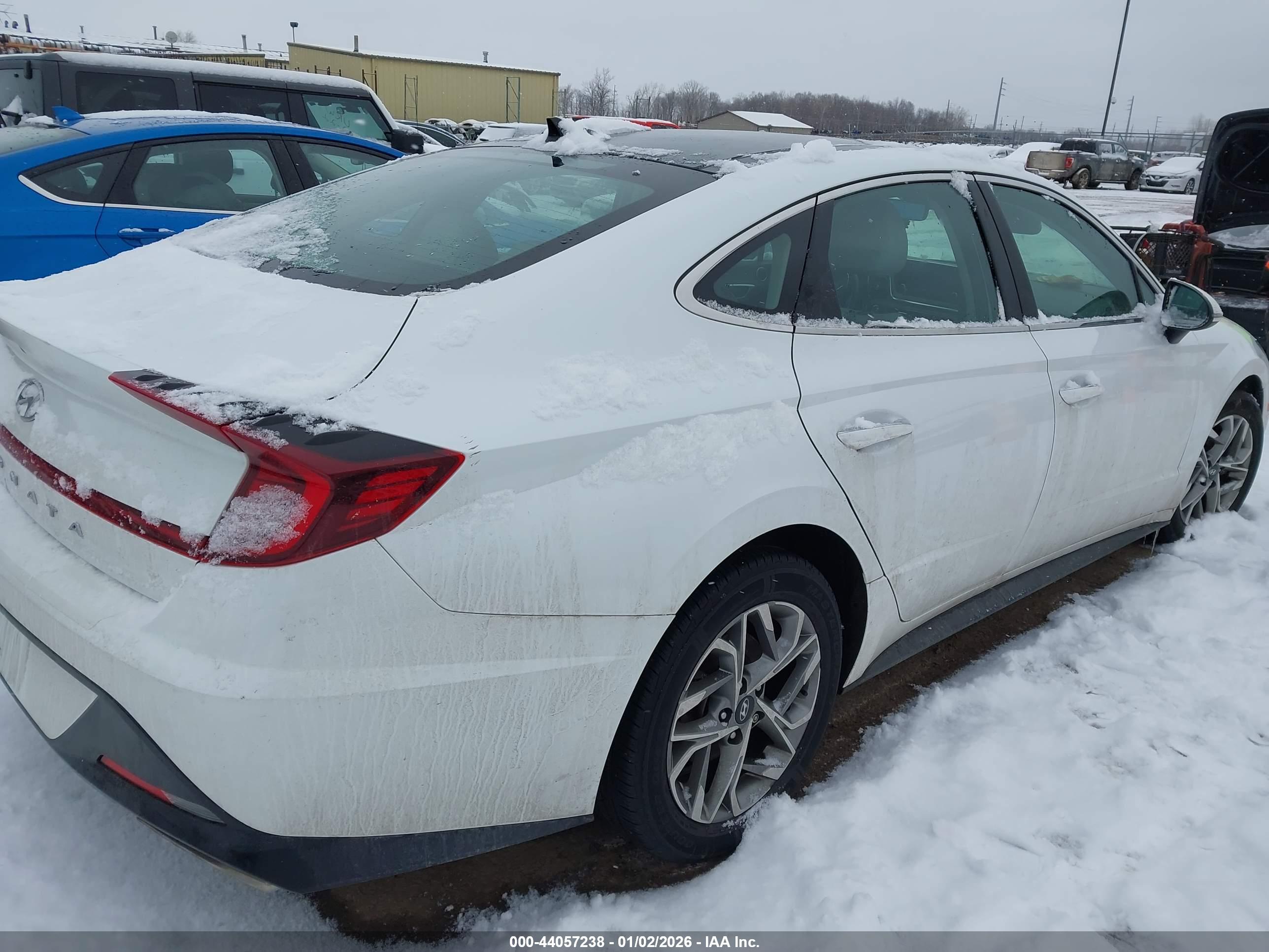HYUNDAI SONATA image 4