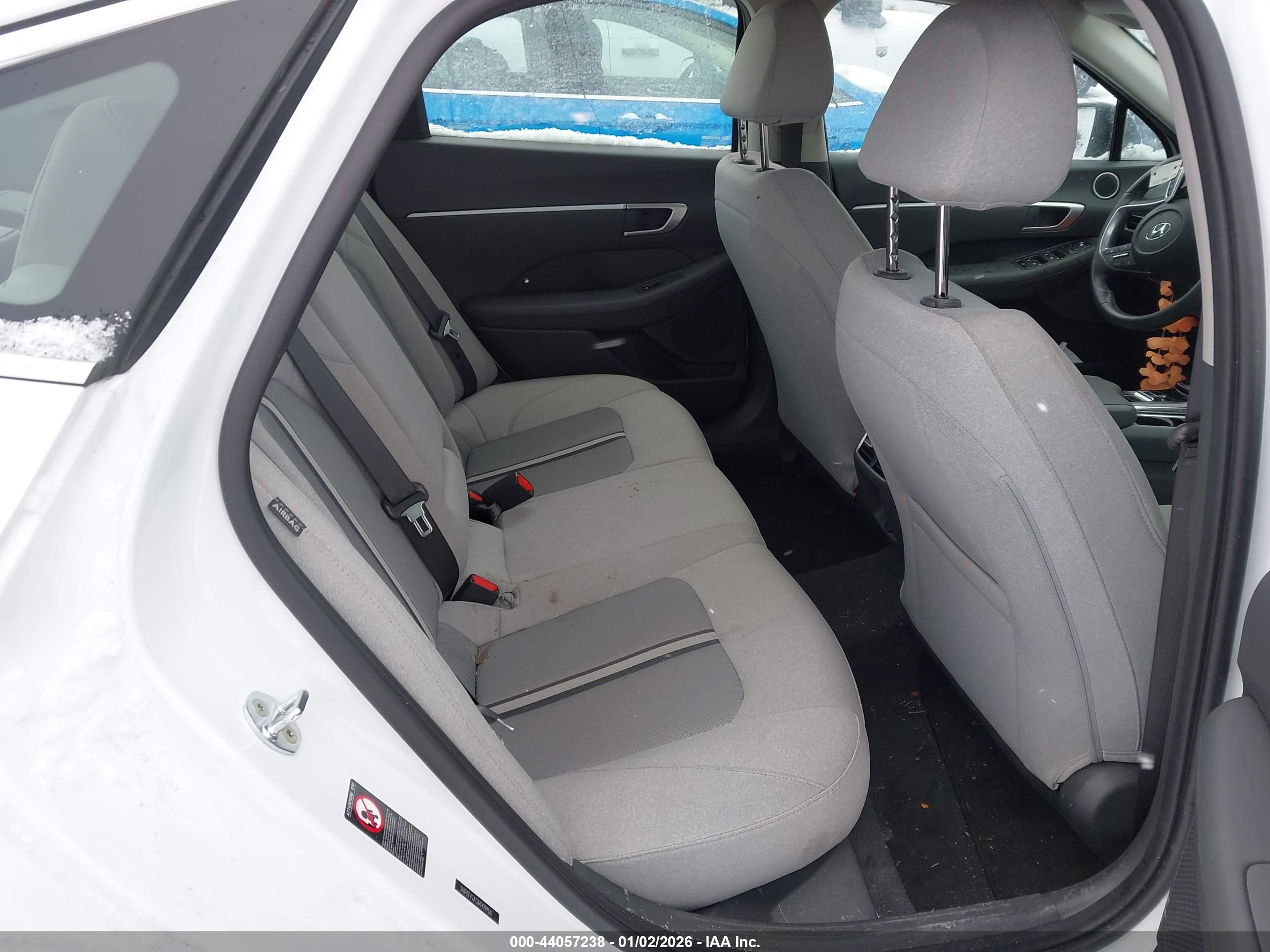 HYUNDAI SONATA image 8