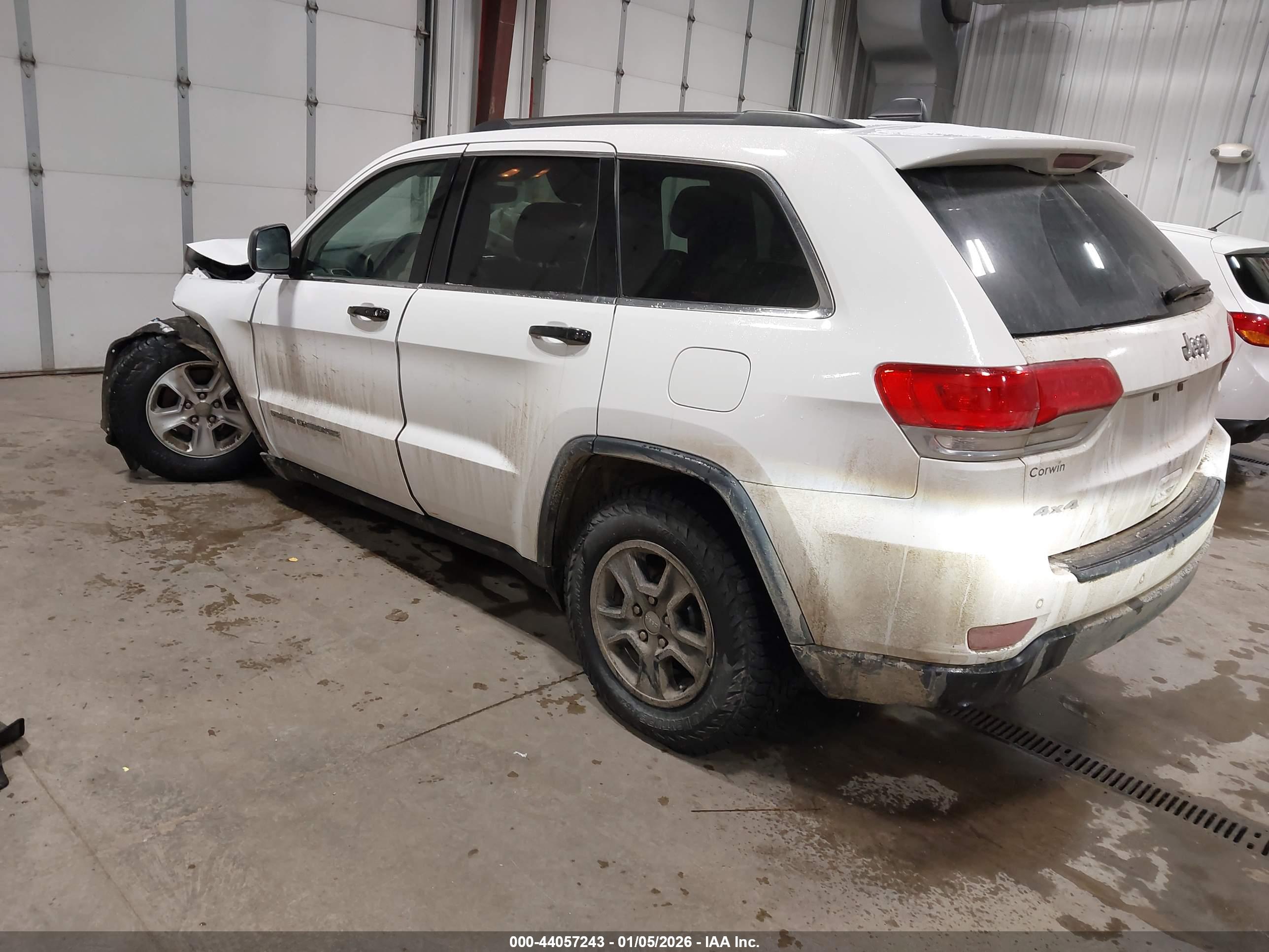 JEEP GRAND image 3