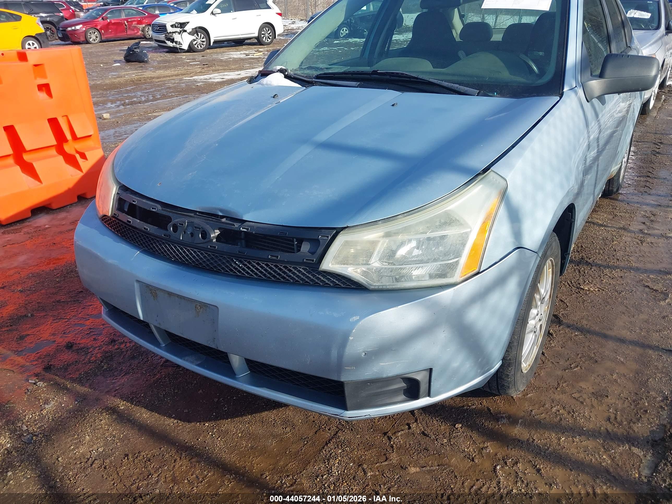 FORD FOCUS image 6