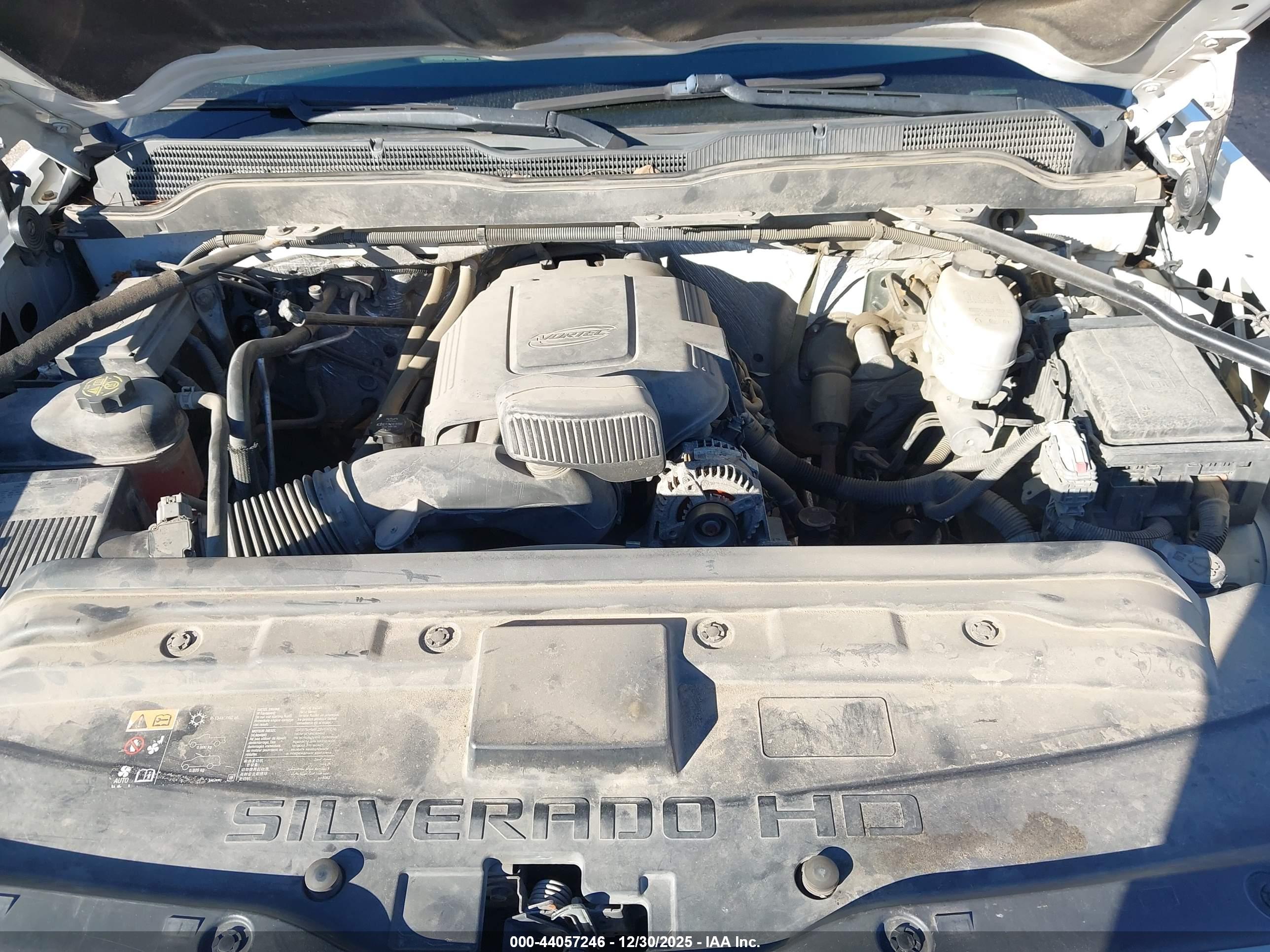 CHEVROLET SILVERADO image 10