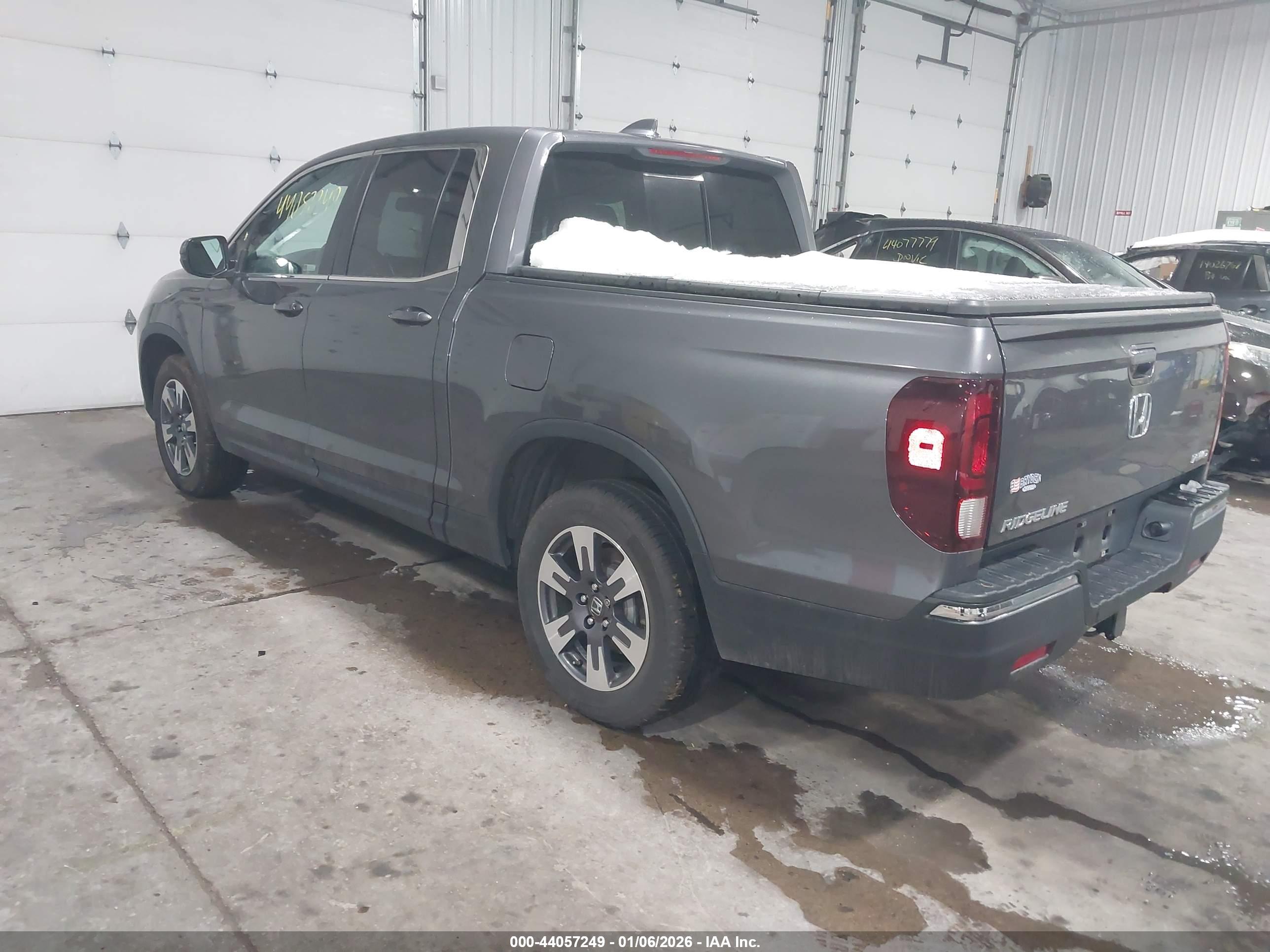 HONDA RIDGELINE image 3