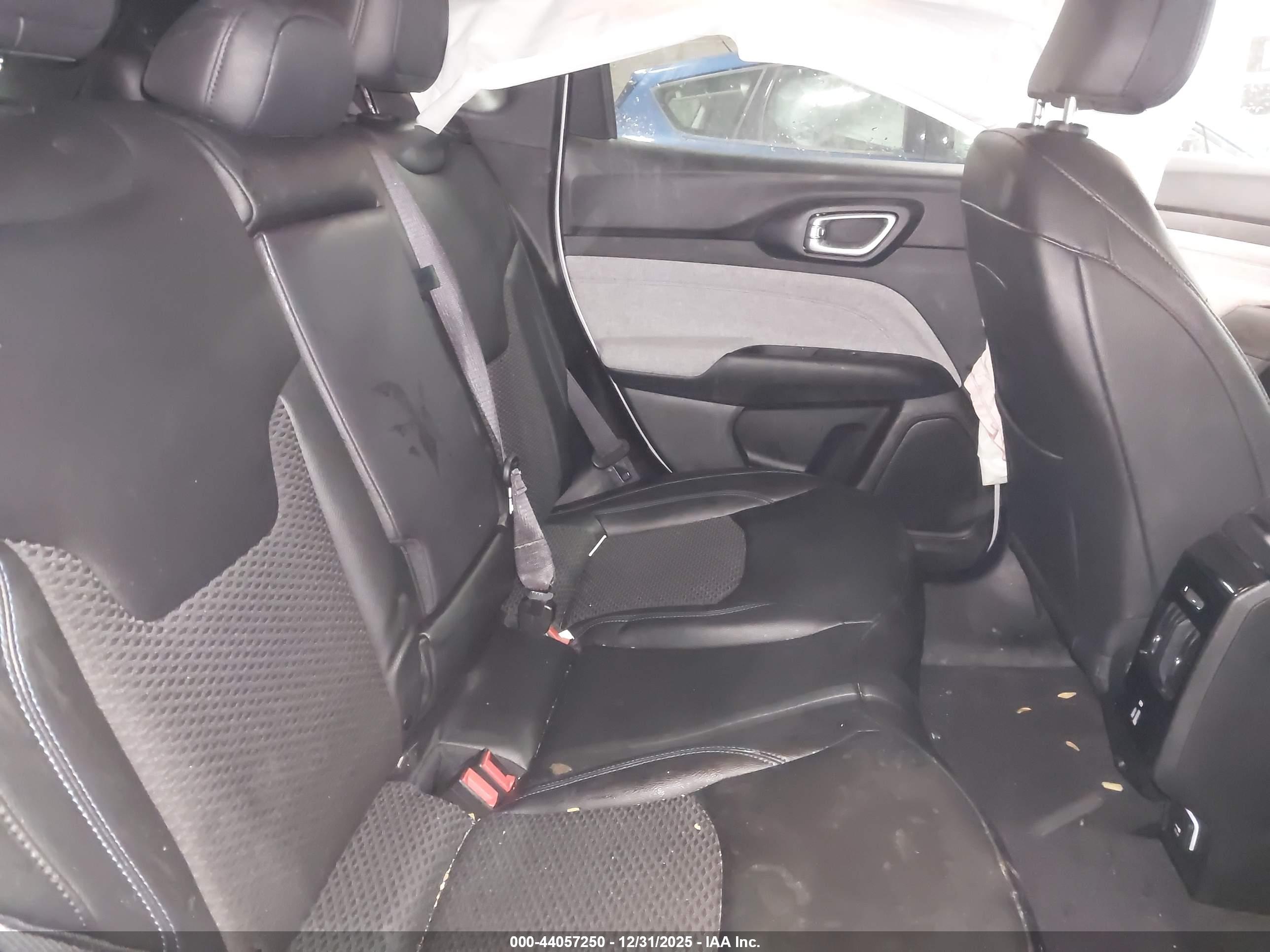 JEEP COMPASS image 8