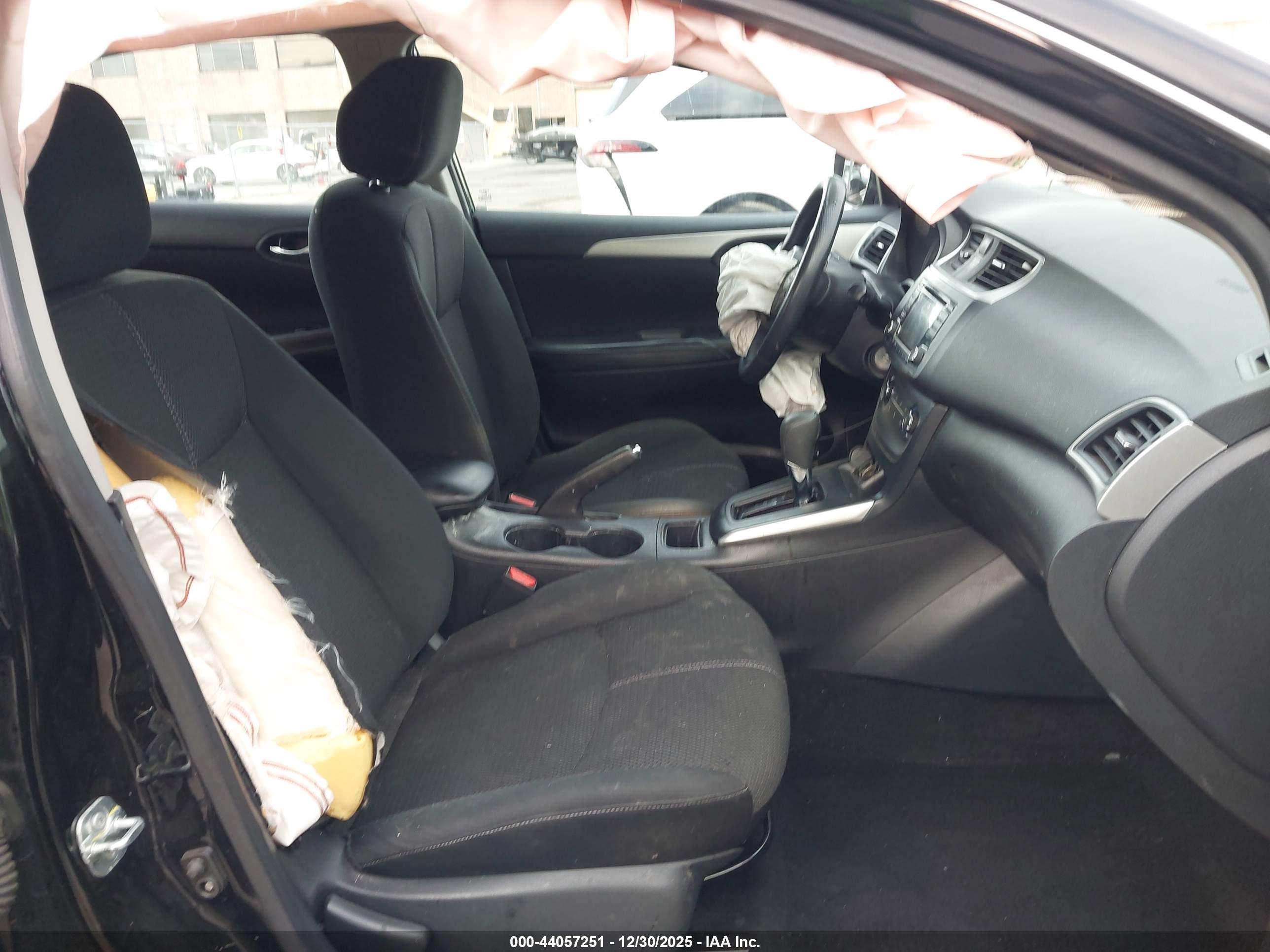 NISSAN SENTRA image 5