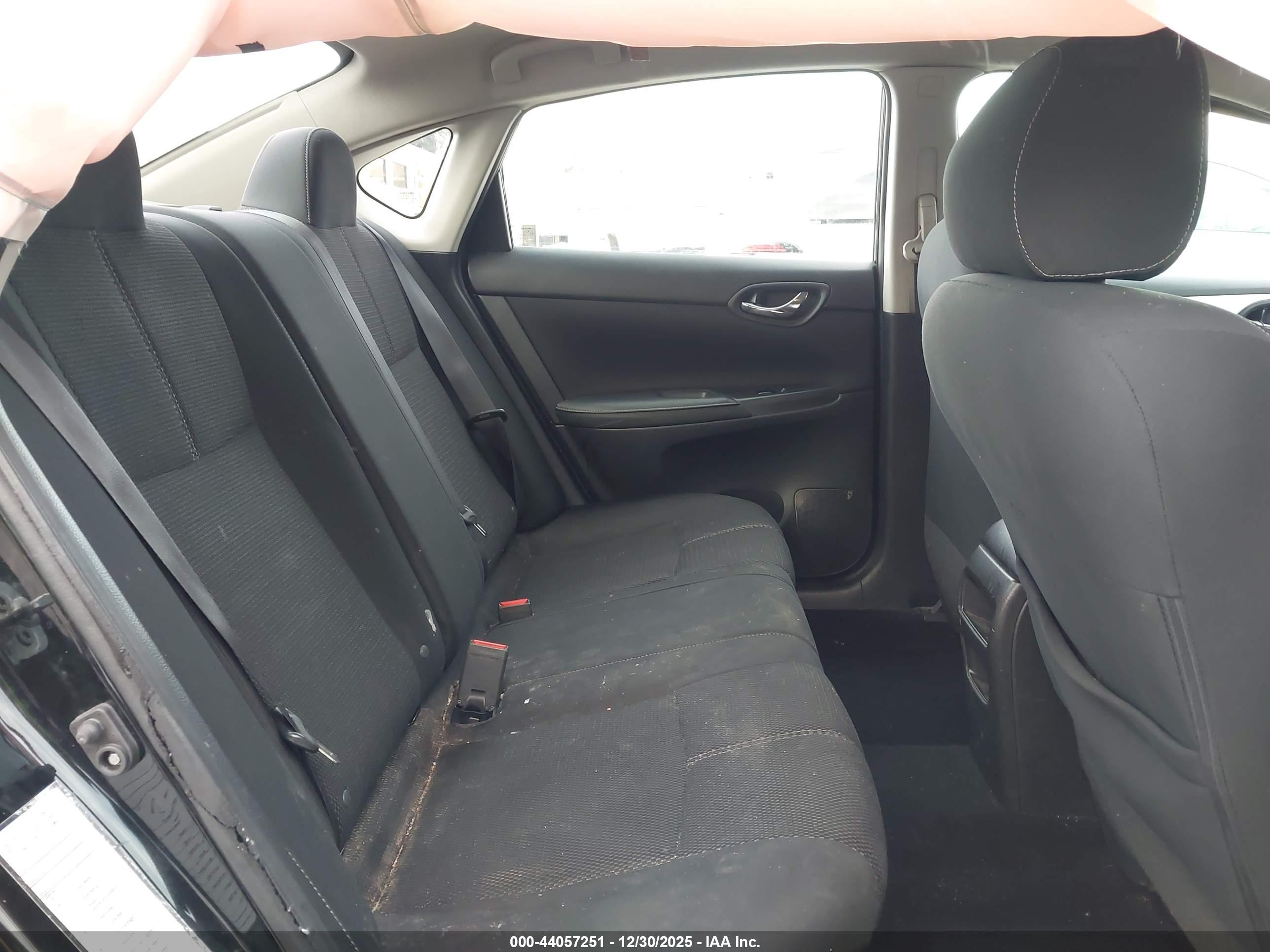 NISSAN SENTRA image 8