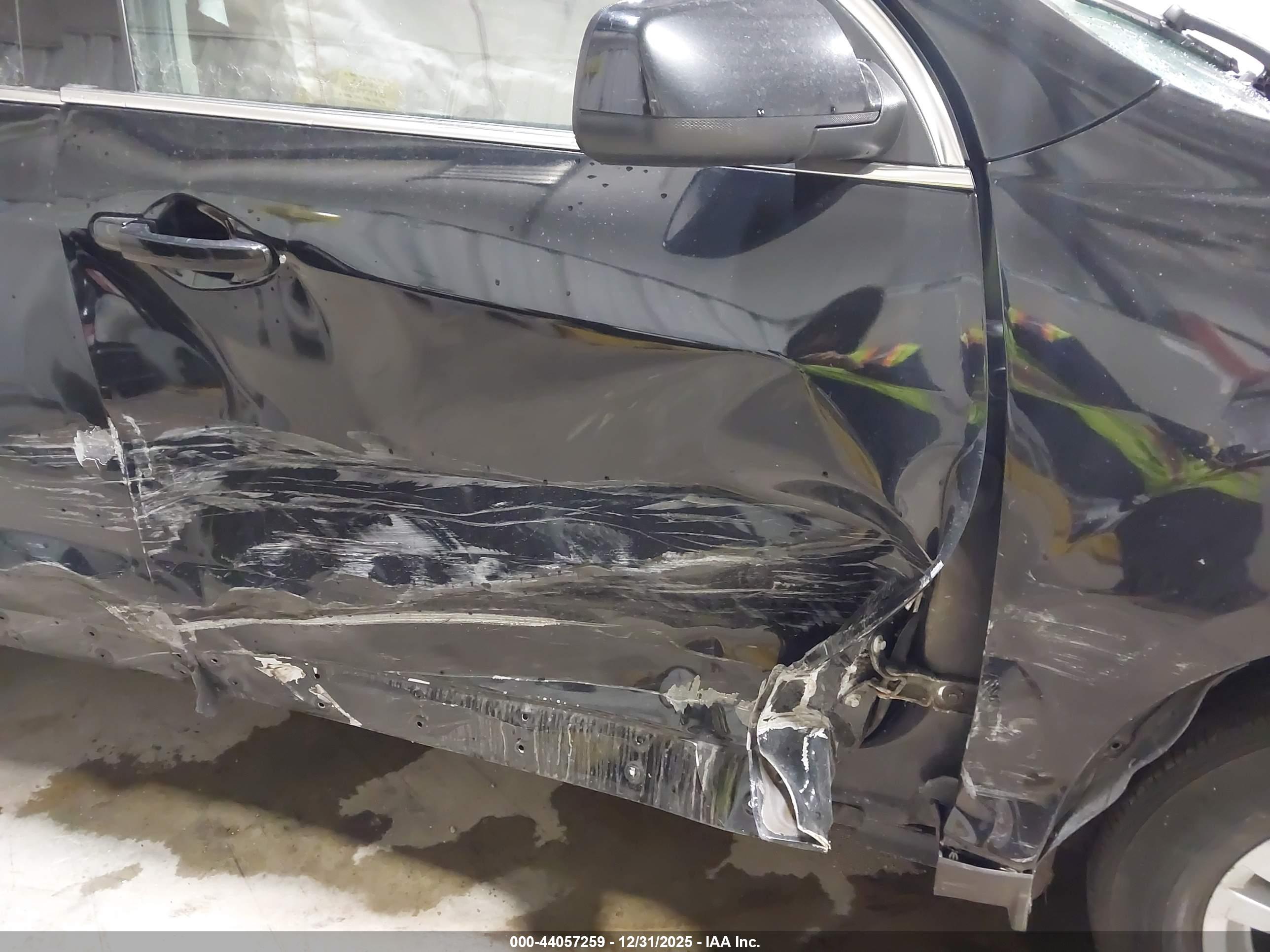 CHEVROLET EQUINOX image 6
