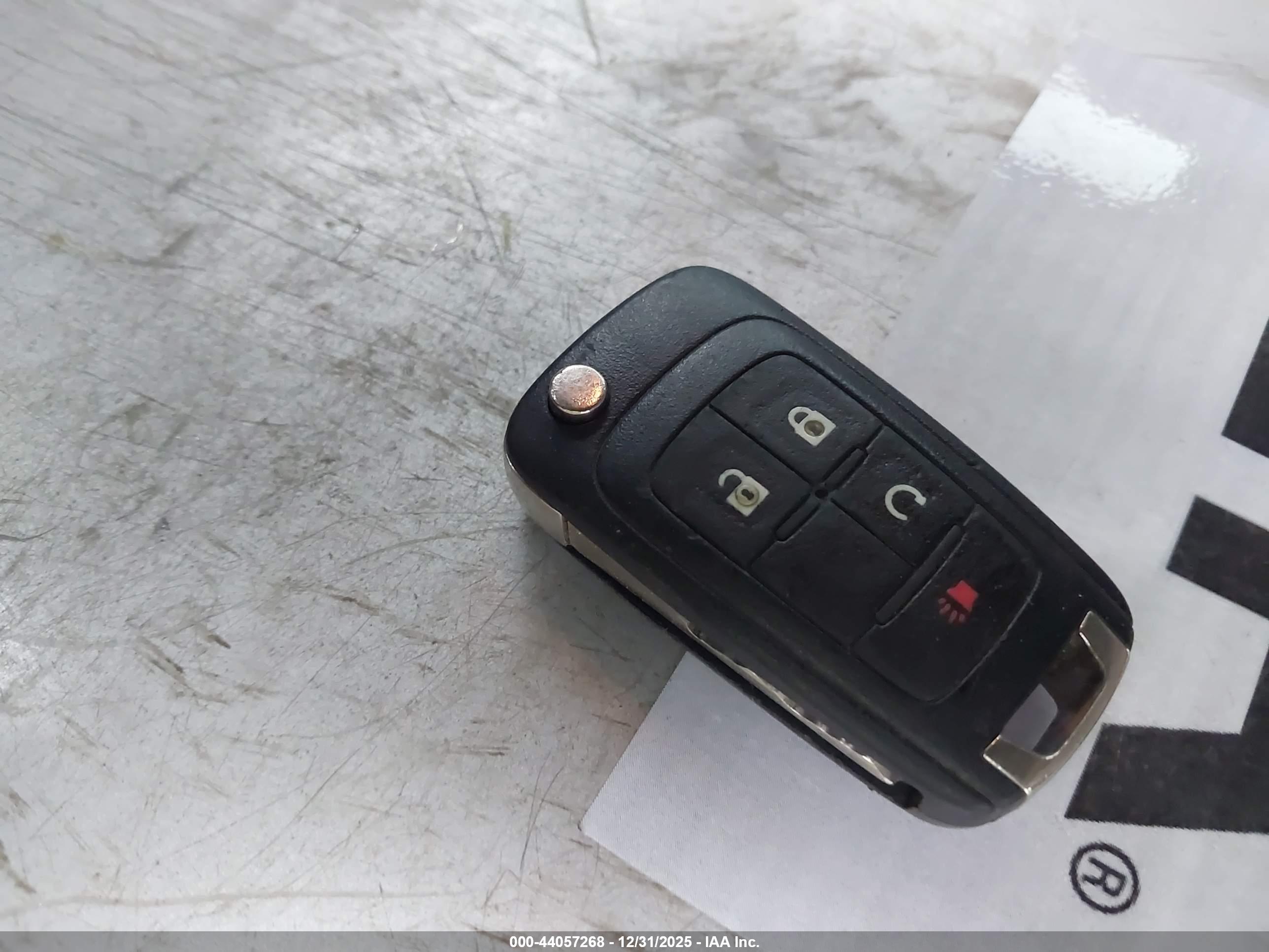 CHEVROLET EQUINOX image 11