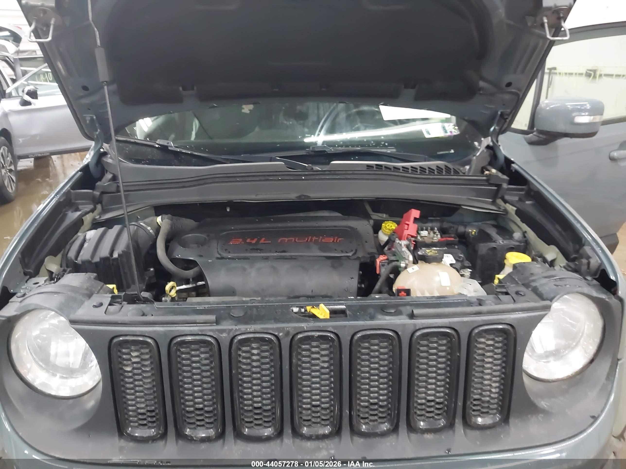 JEEP RENEGADE image 10