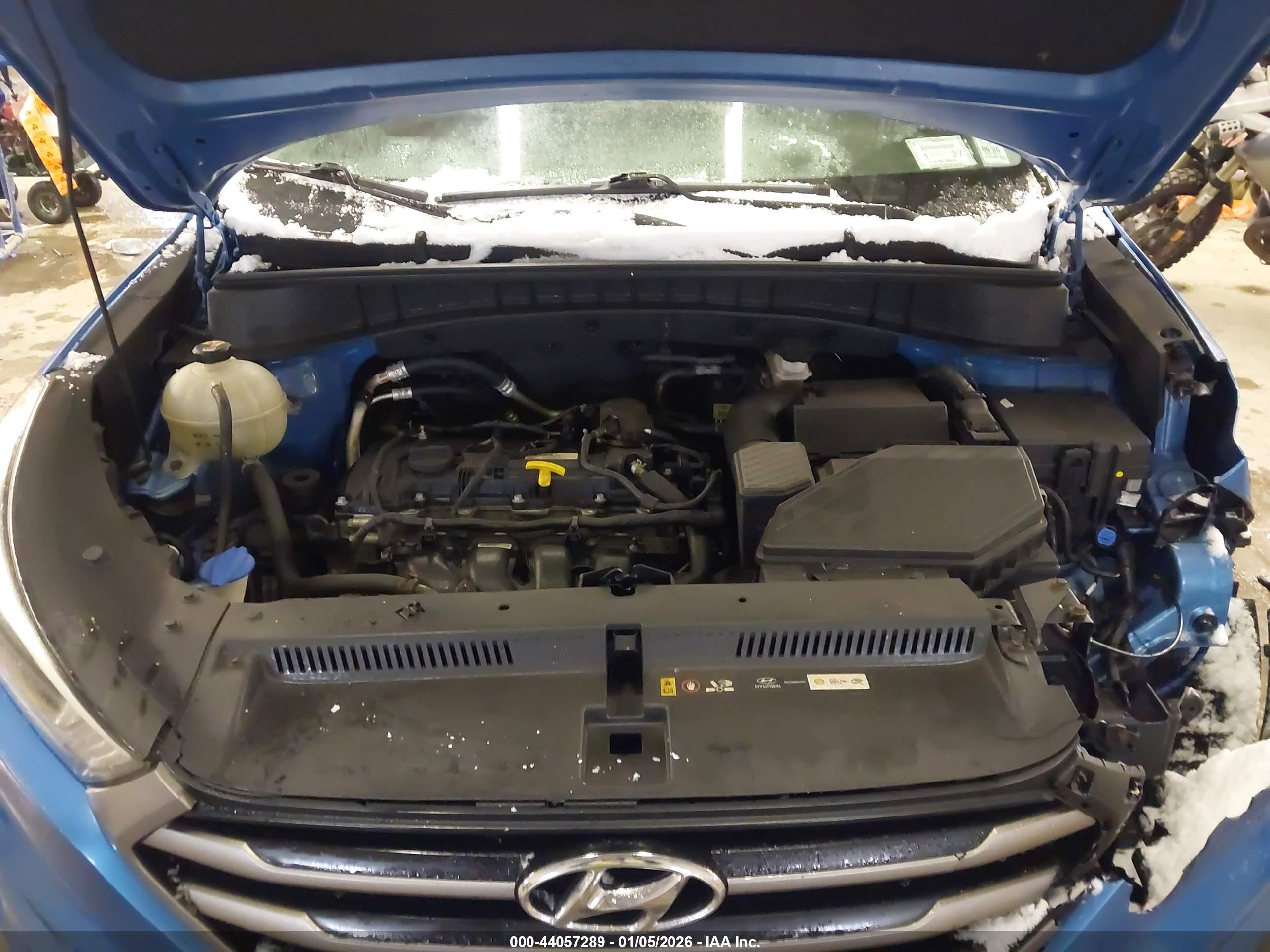 HYUNDAI TUCSON image 10