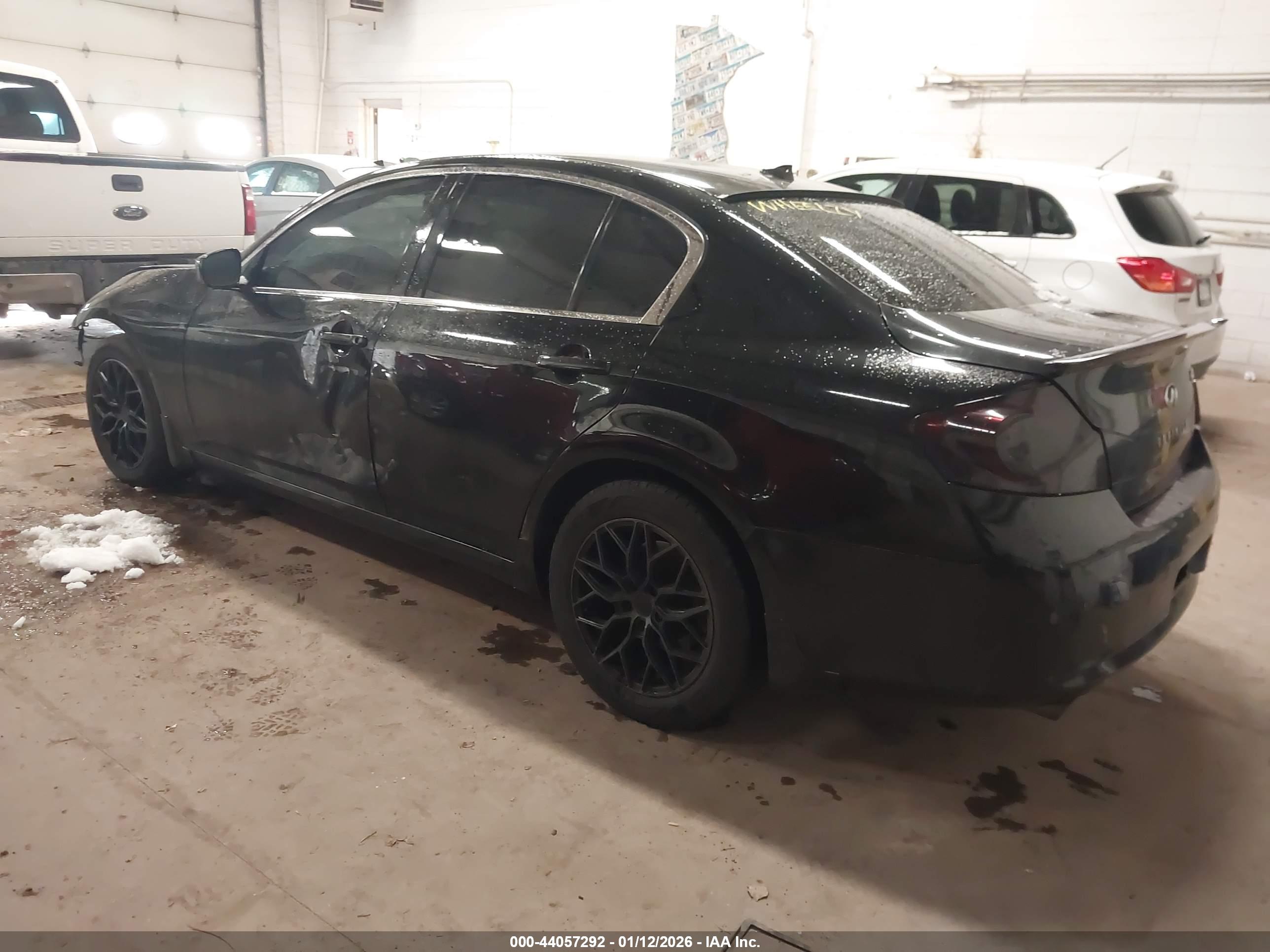 INFINITI G37X image 3