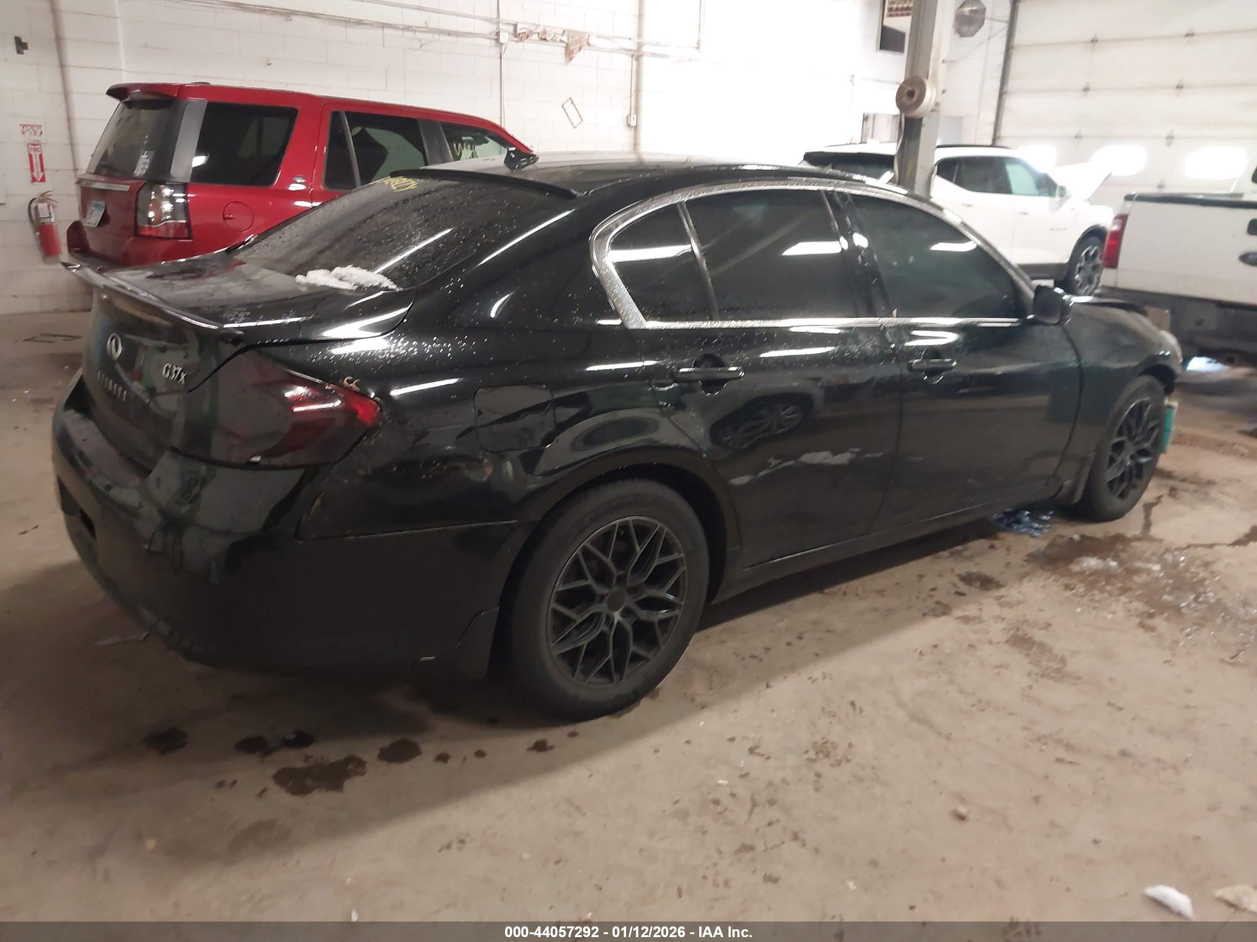 INFINITI G37X image 4