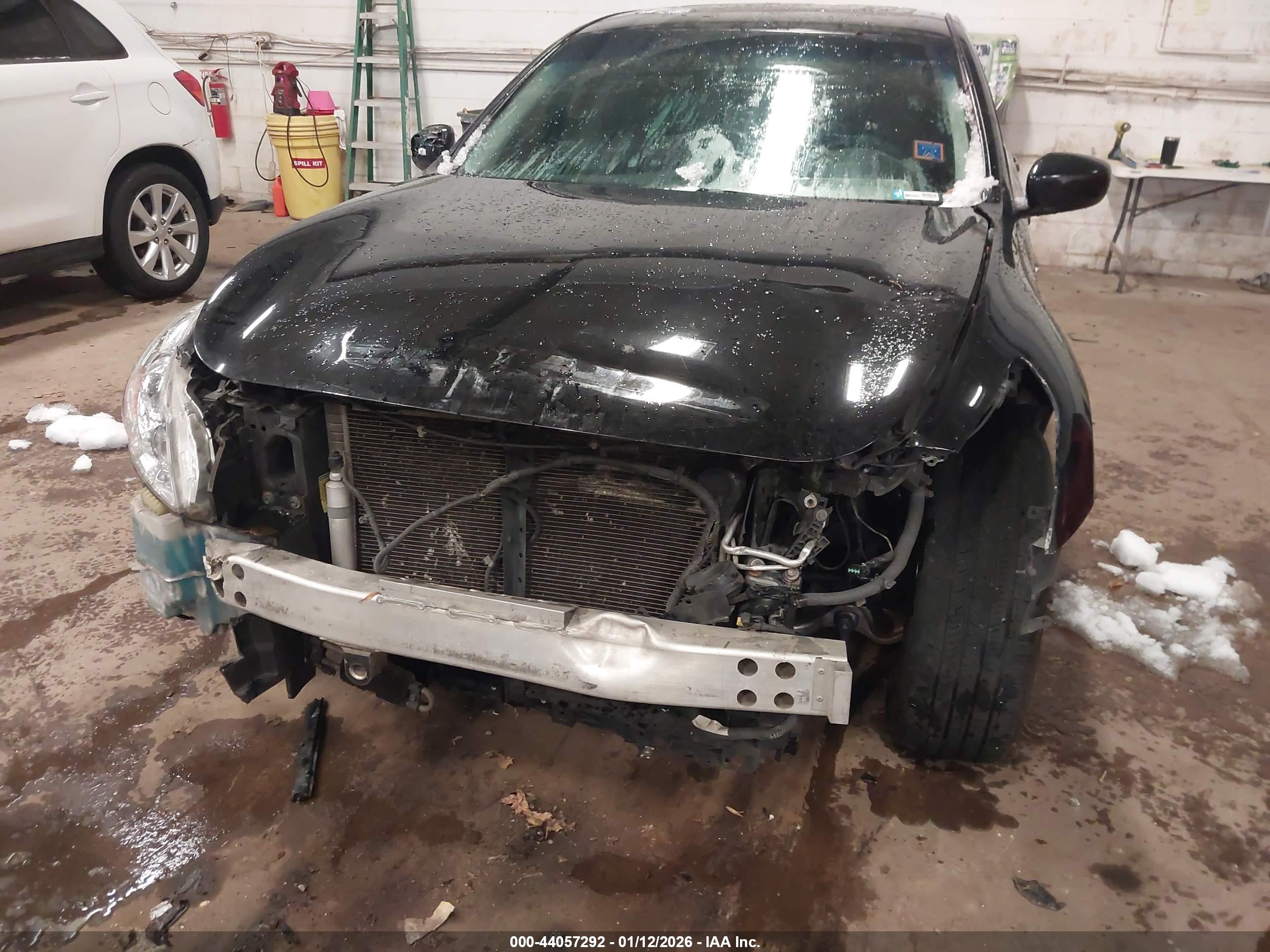 INFINITI G37X image 6