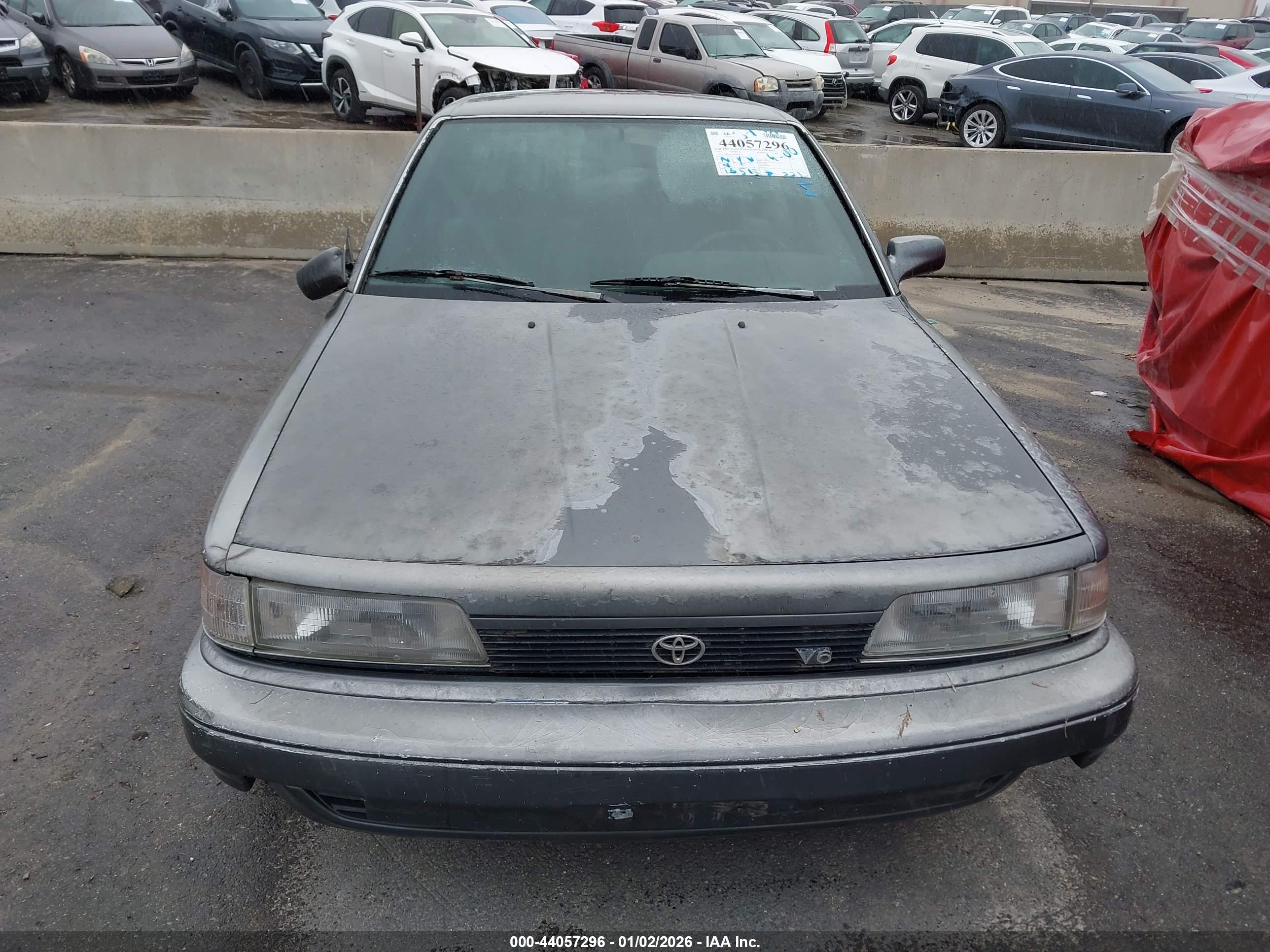 TOYOTA CAMRY image 6