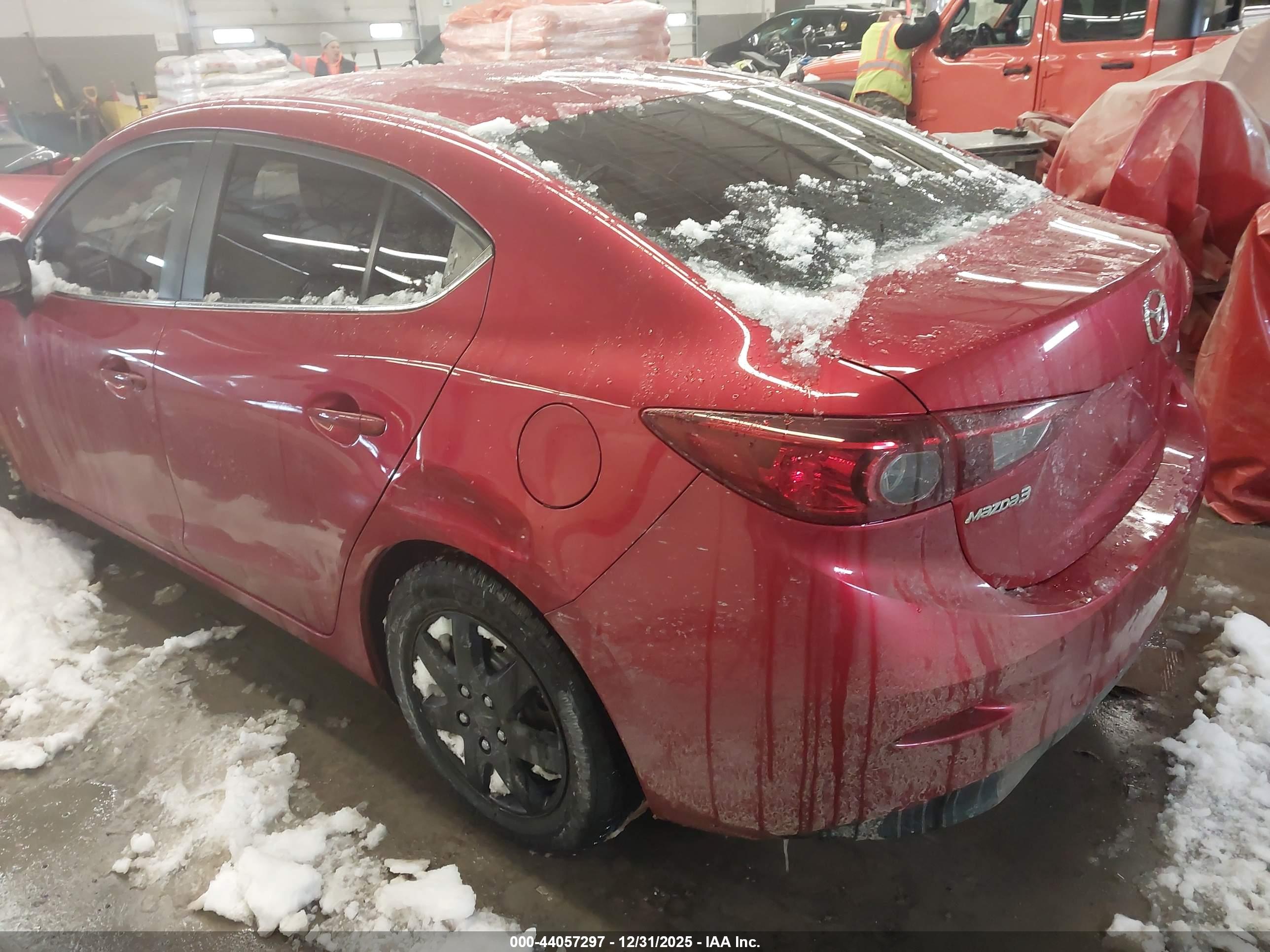 MAZDA MAZDA3 image 3