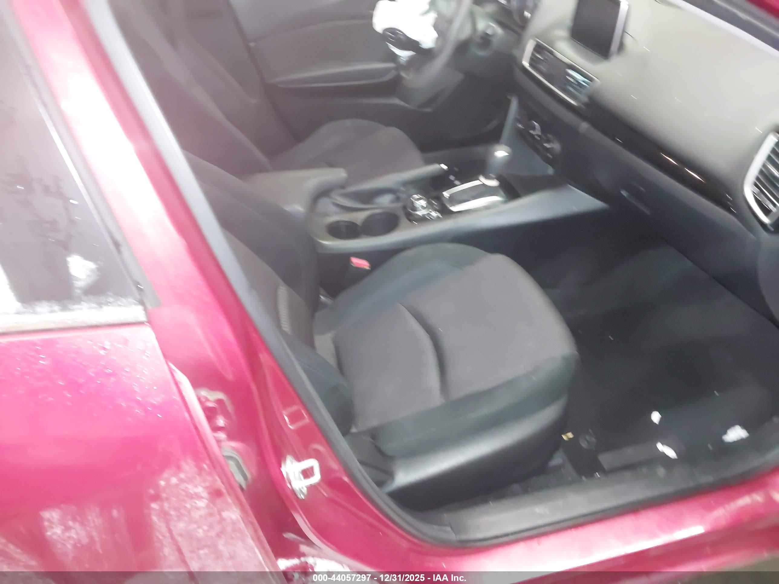 MAZDA MAZDA3 image 5