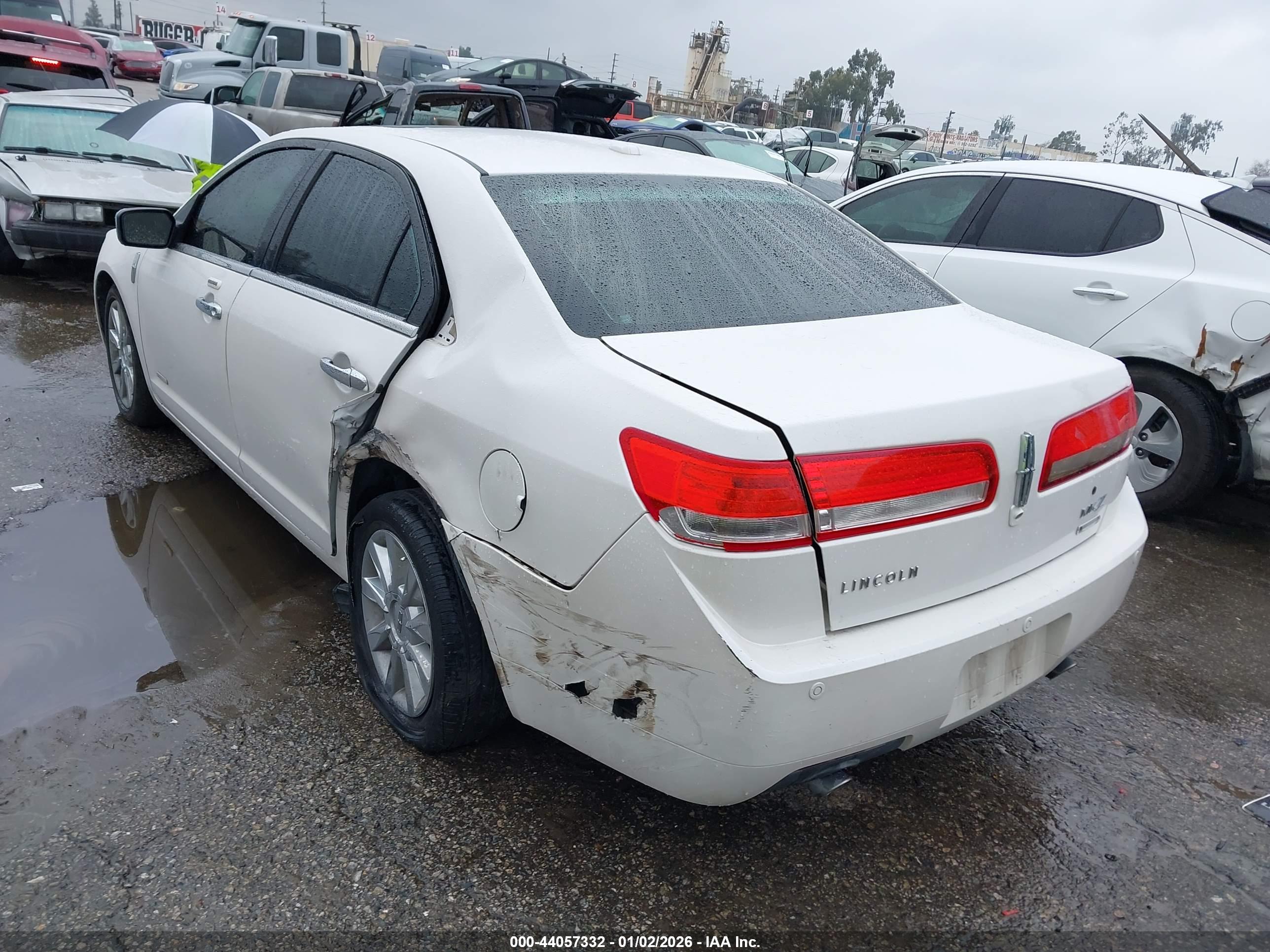 LINCOLN MKZ image 3
