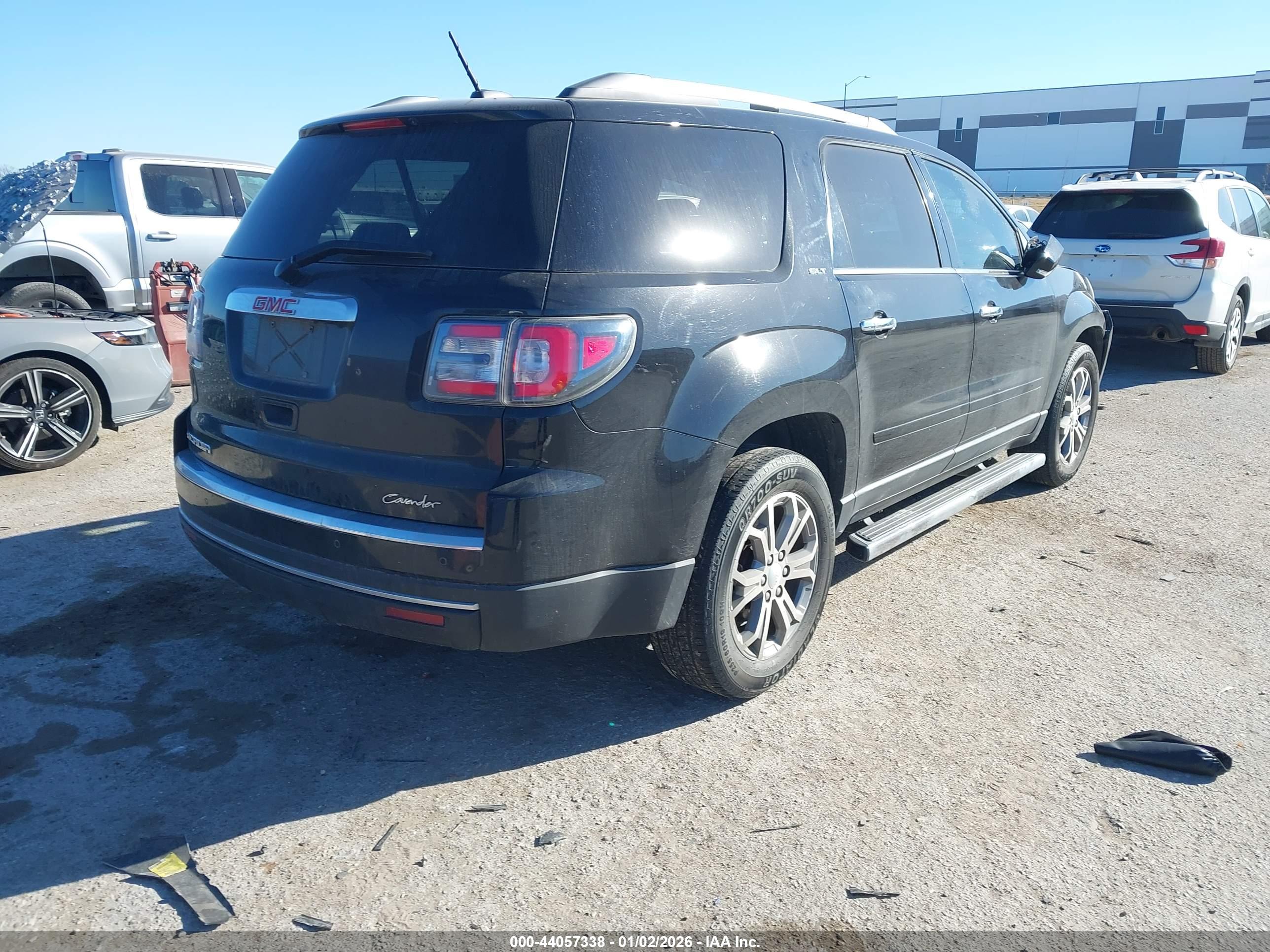 GMC ACADIA image 4
