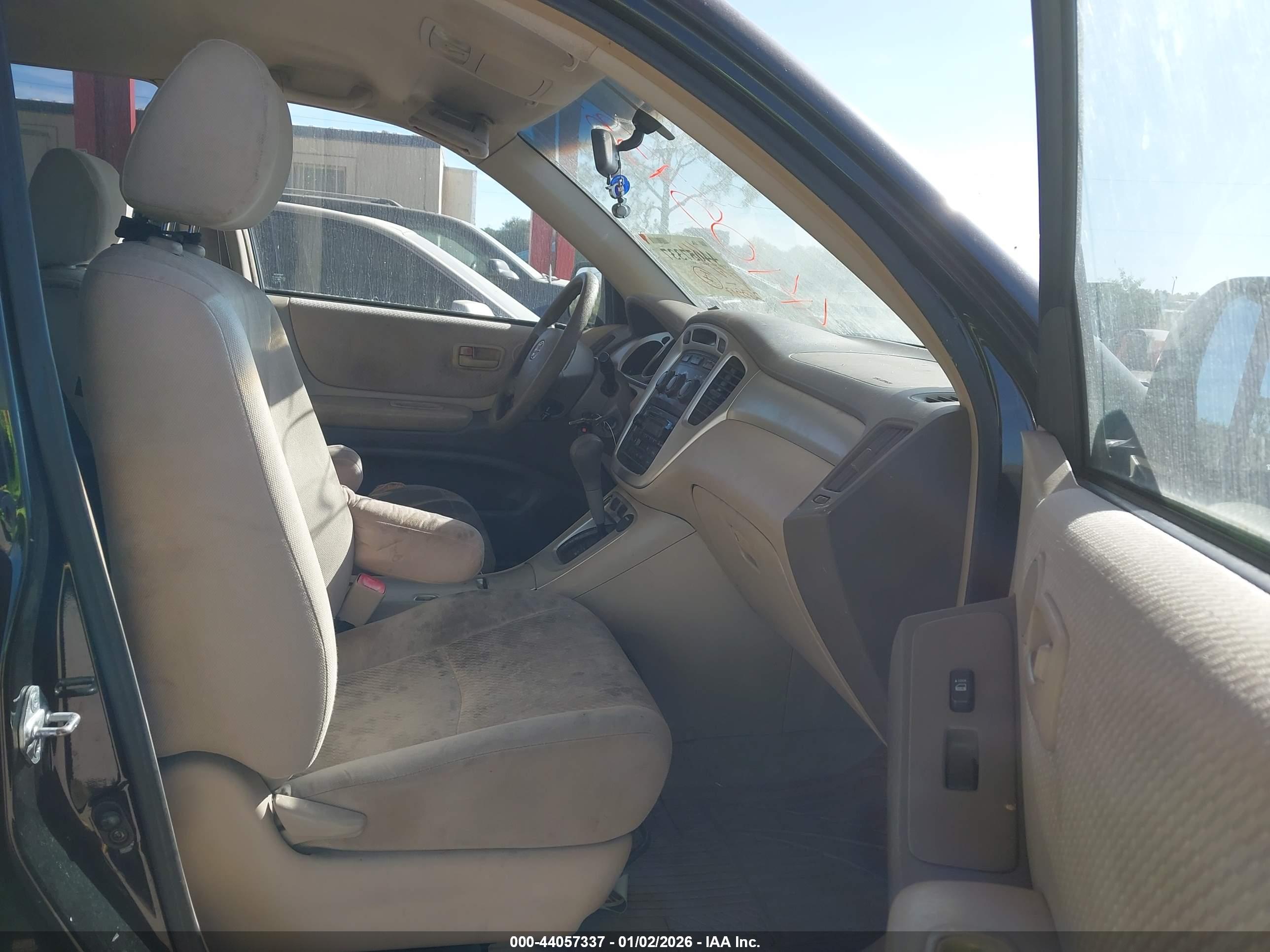 TOYOTA HIGHLANDER image 5