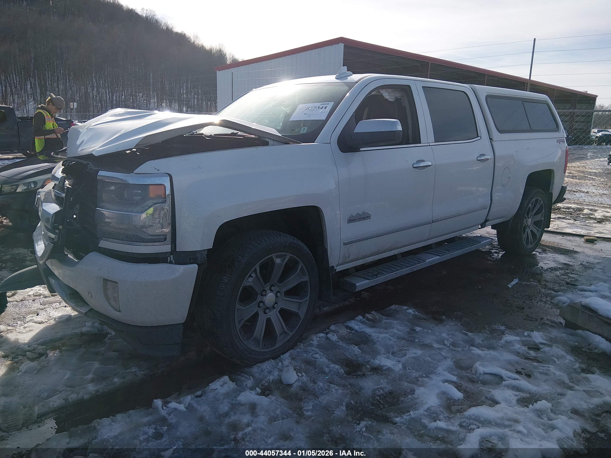 CHEVROLET SILVERADO image 2