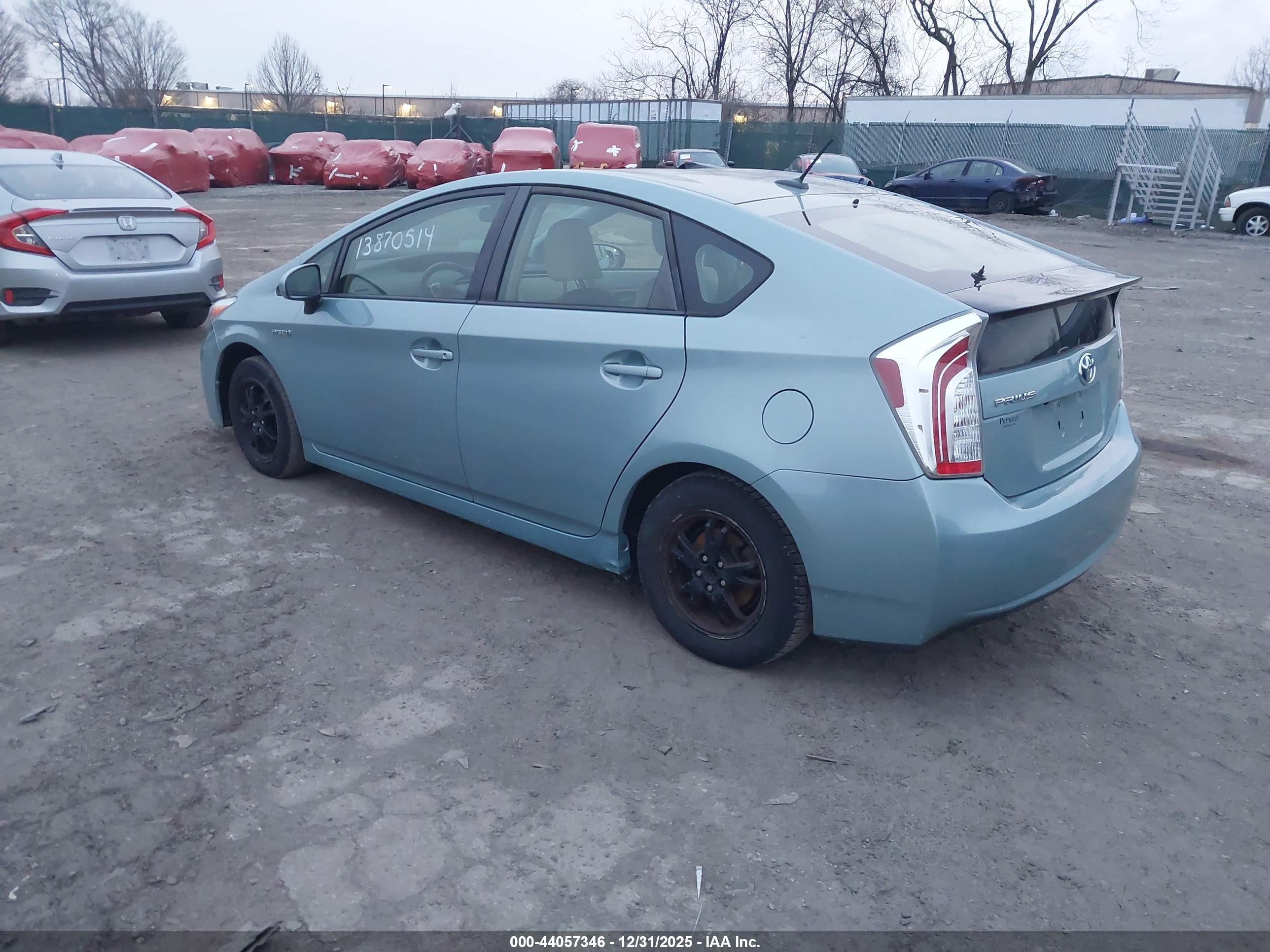 TOYOTA PRIUS image 3