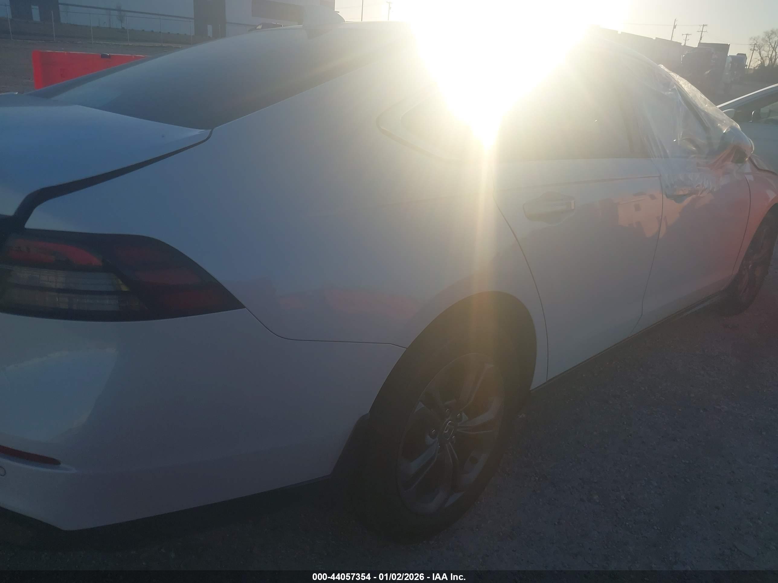 HONDA ACCORD image 4