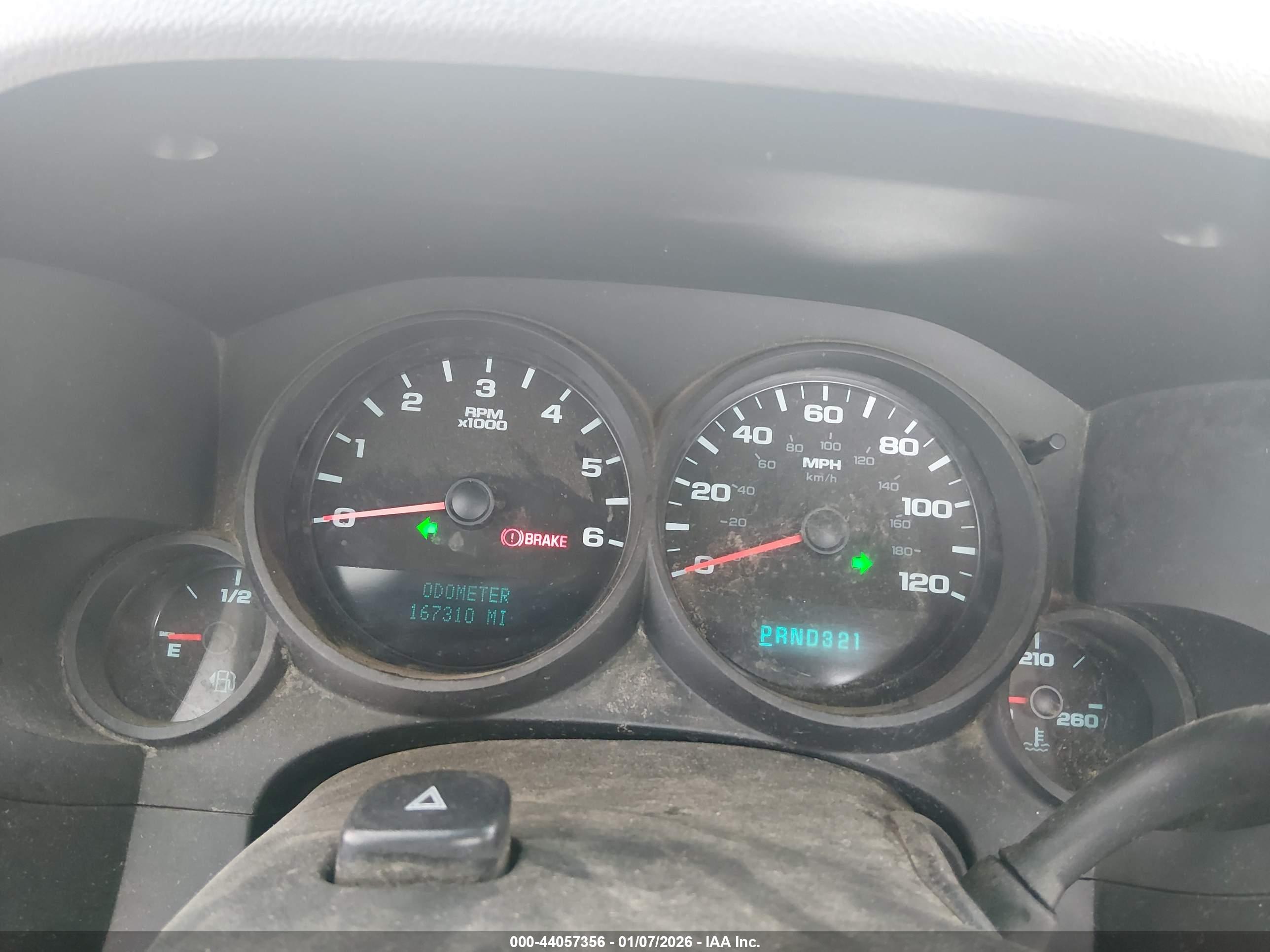 CHEVROLET SILVERADO image 7