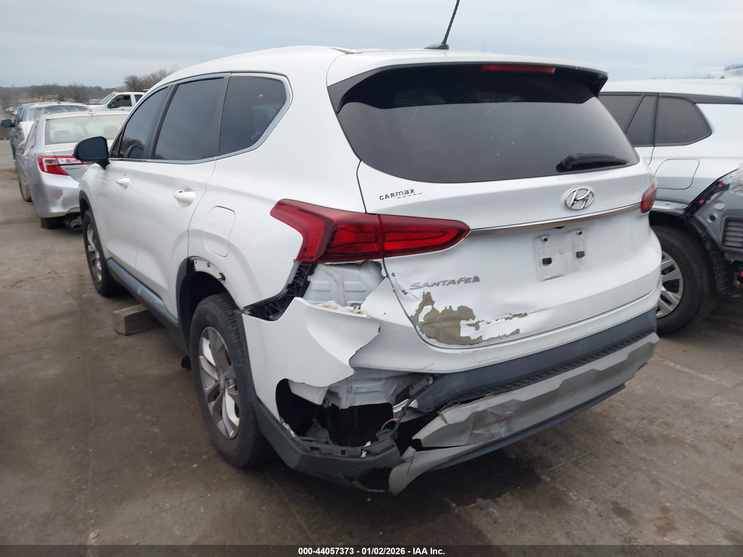 HYUNDAI SANTA image 3