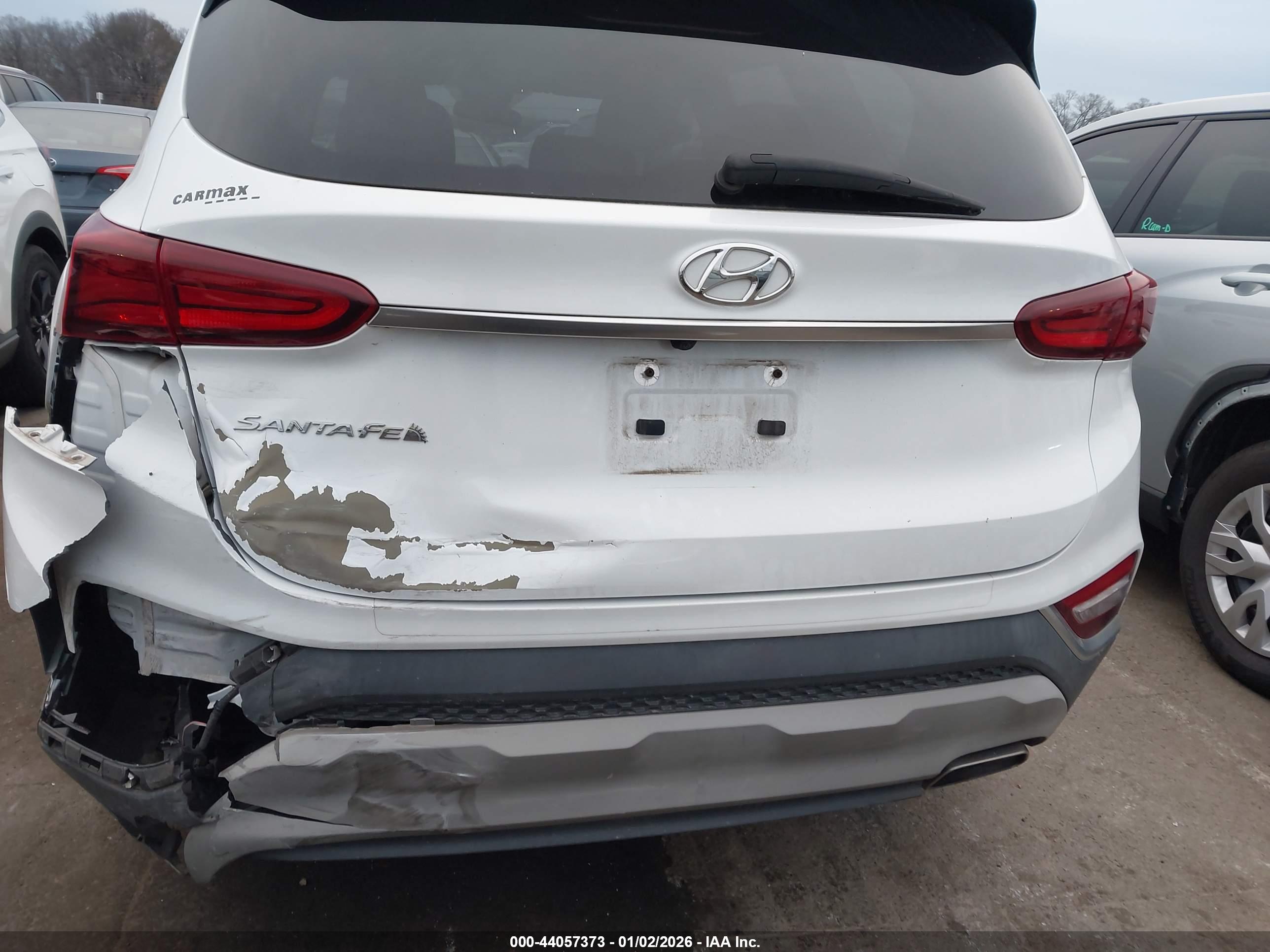 HYUNDAI SANTA image 6