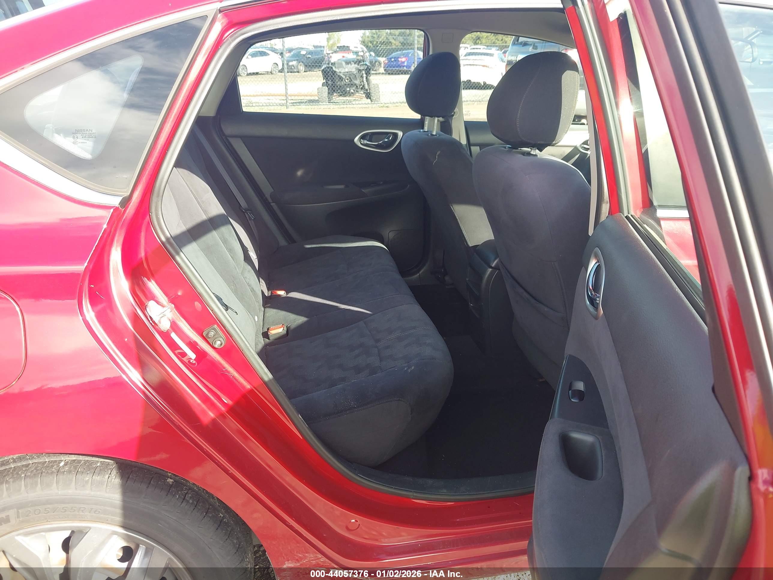 NISSAN SENTRA image 8