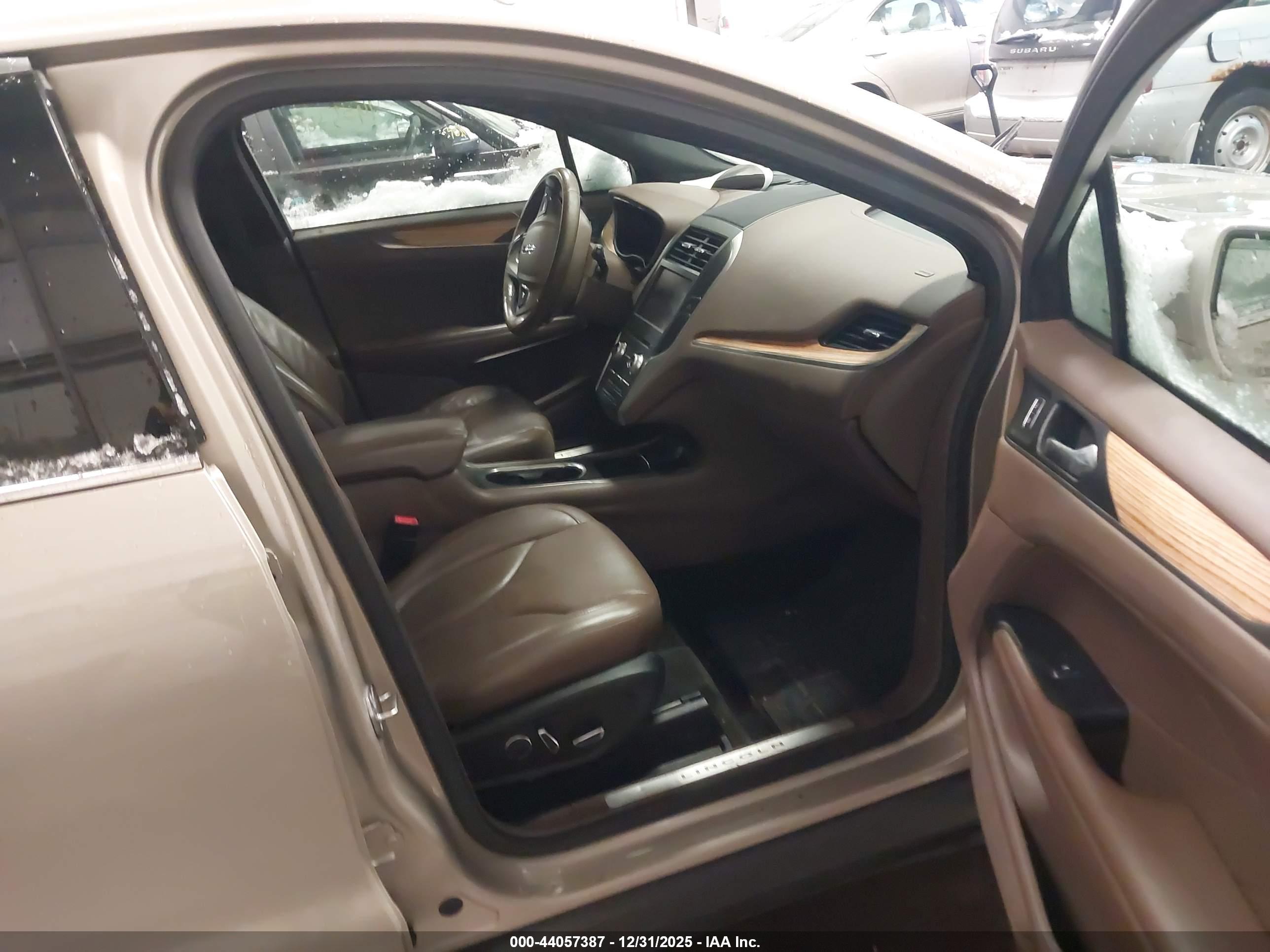 LINCOLN MKC image 5