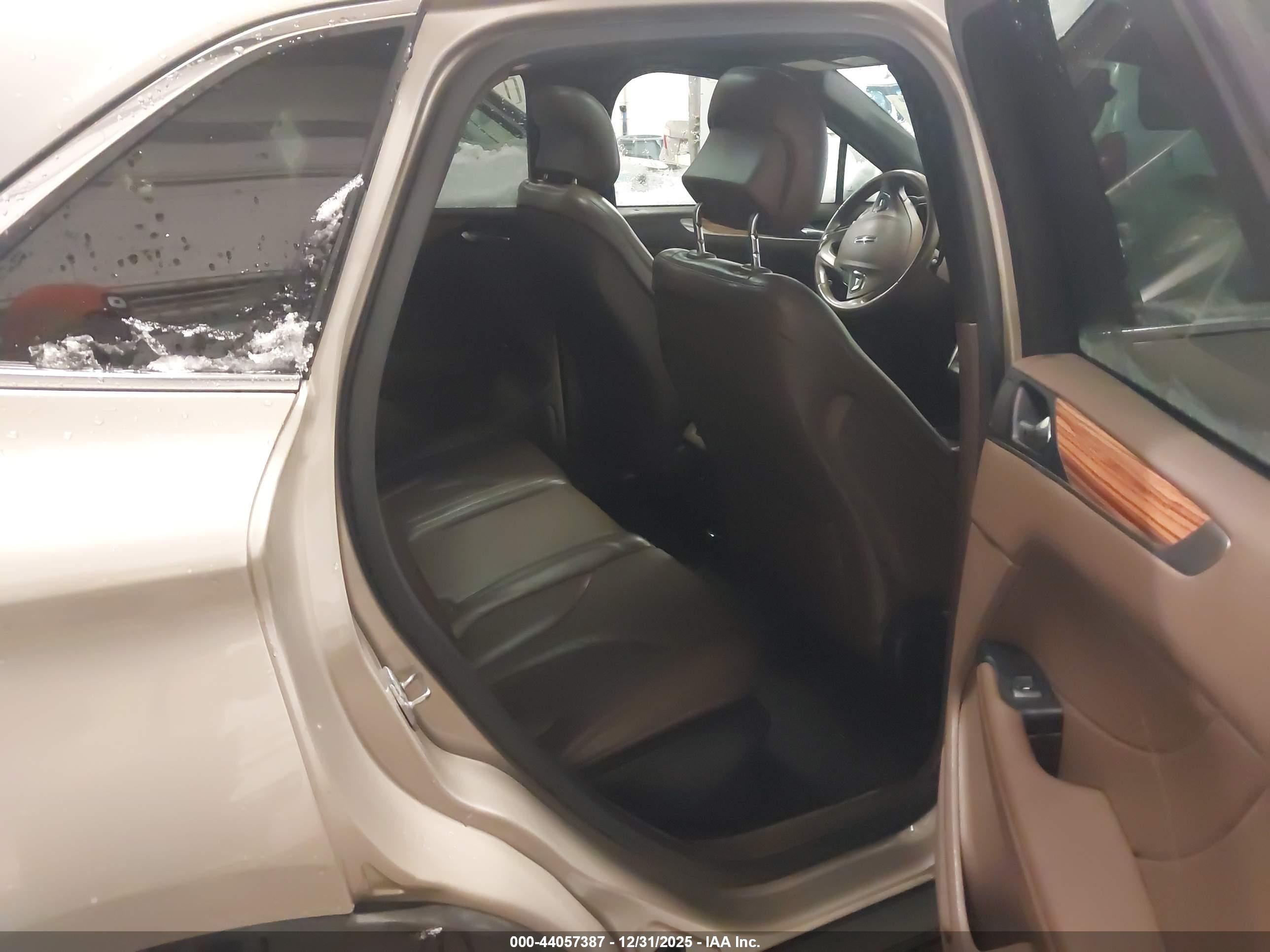 LINCOLN MKC image 8