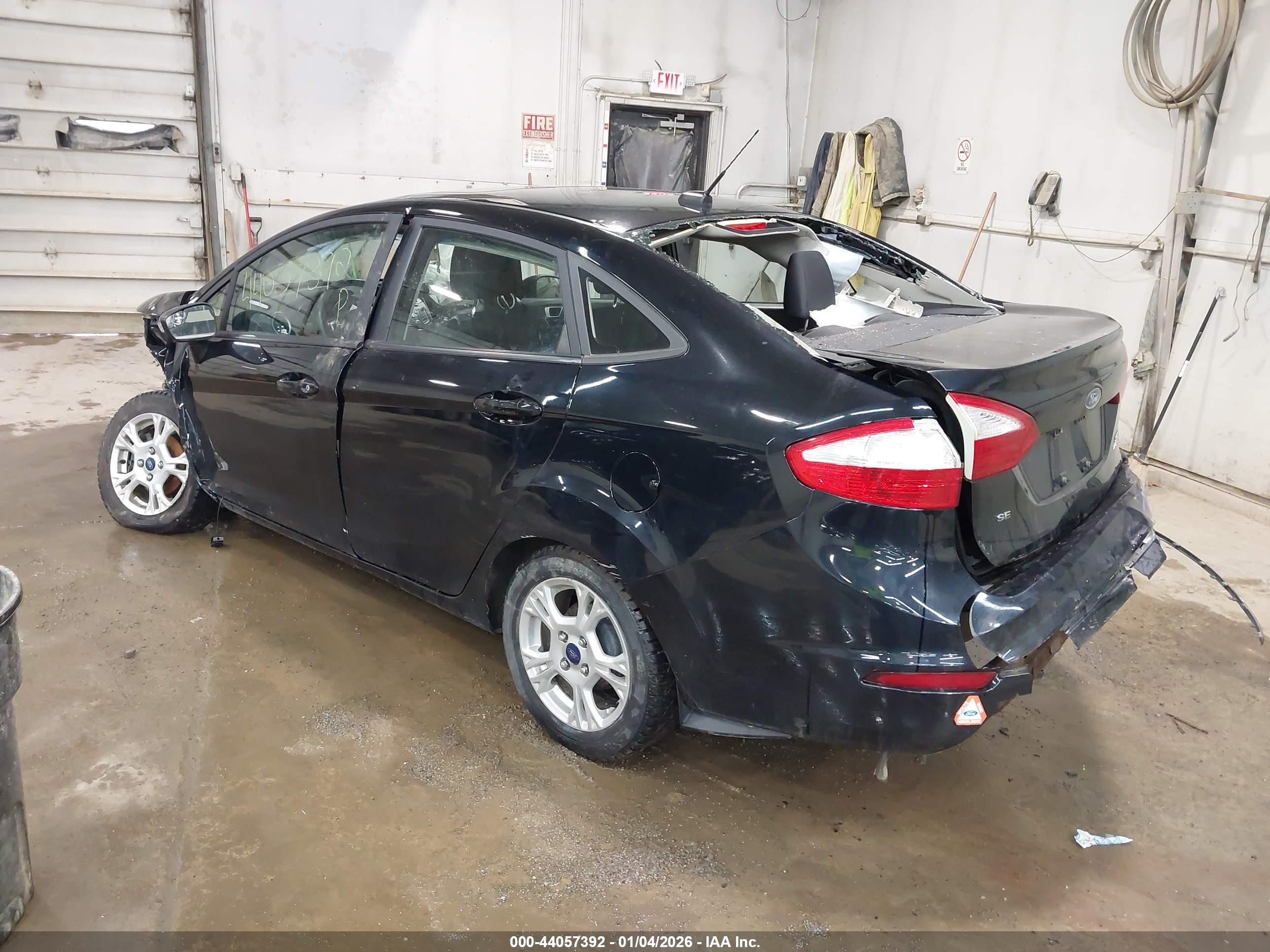FORD FIESTA image 3