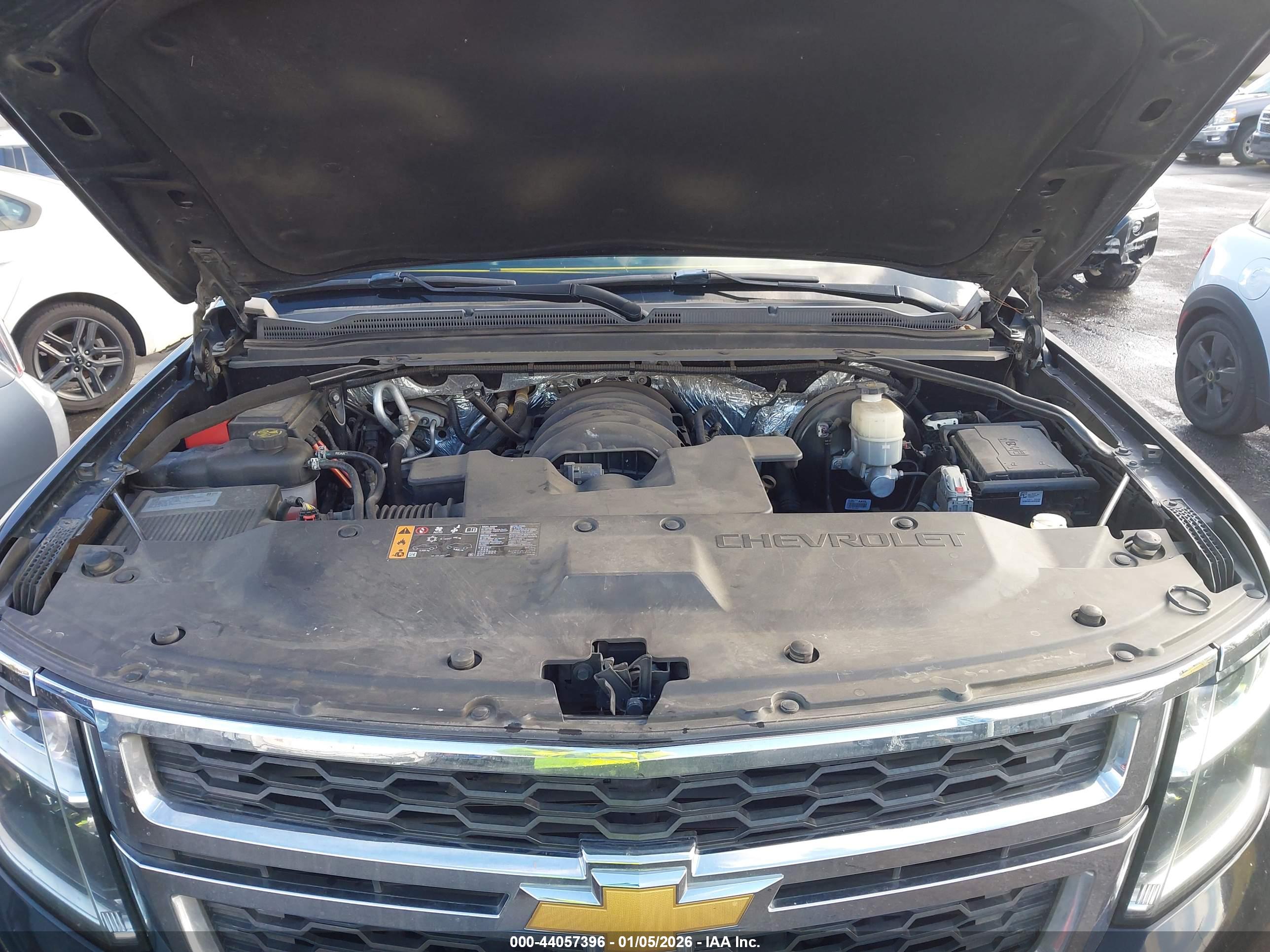 CHEVROLET TAHOE image 10