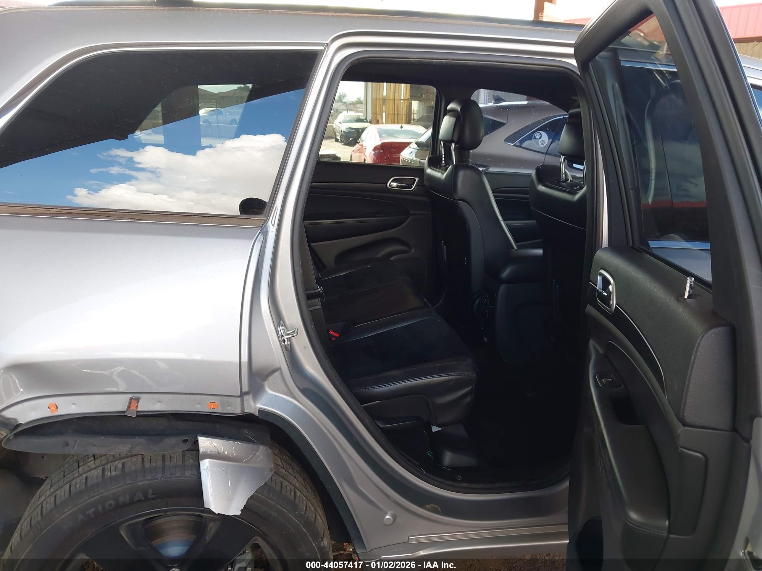 JEEP GRAND image 8