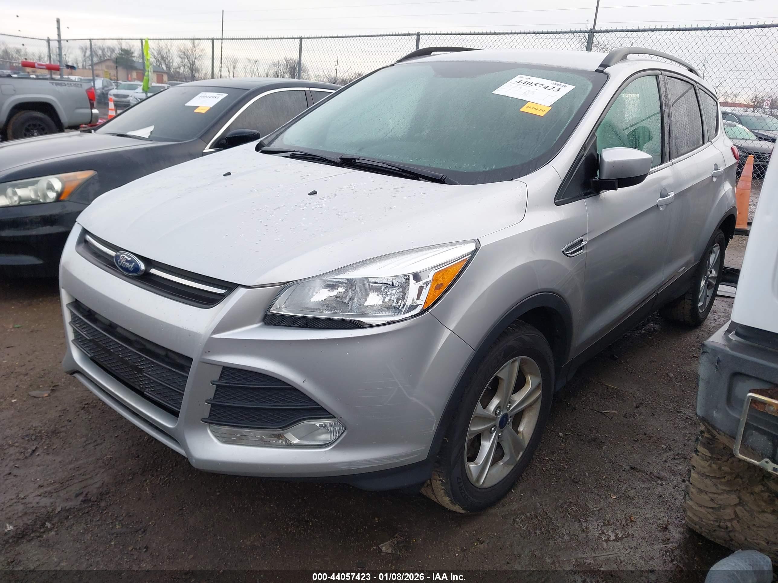 FORD ESCAPE image 2