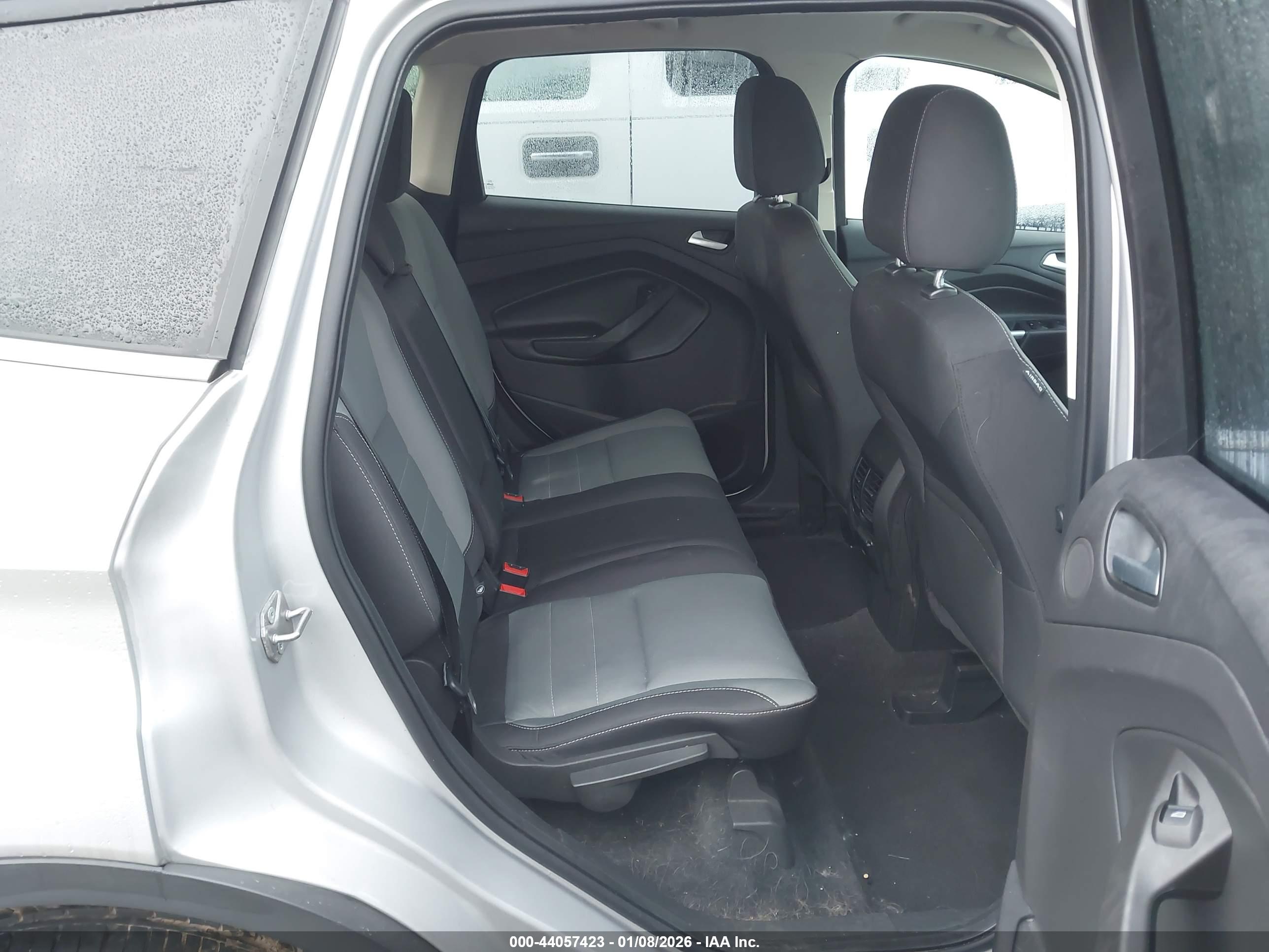 FORD ESCAPE image 8