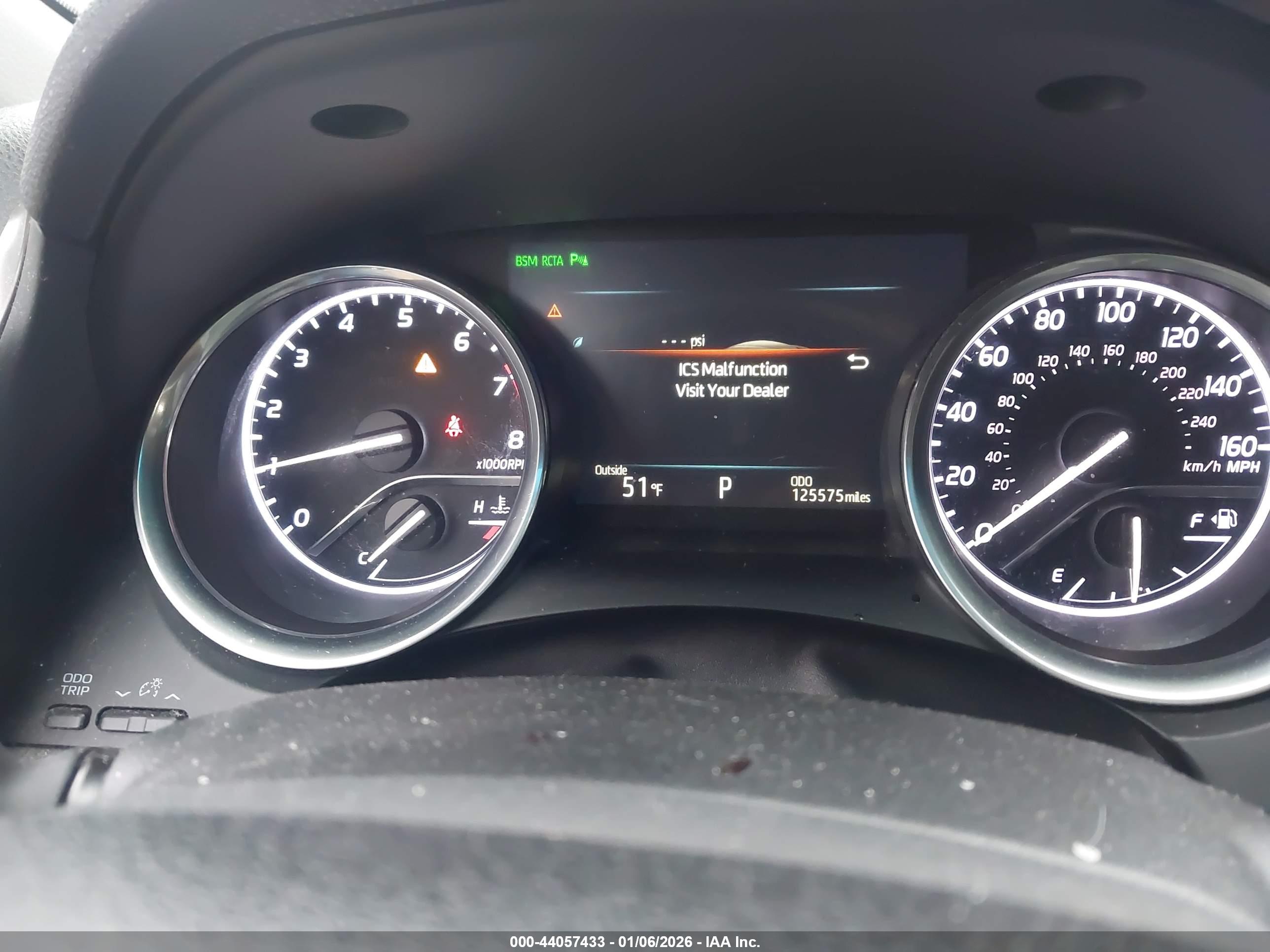 TOYOTA CAMRY image 7