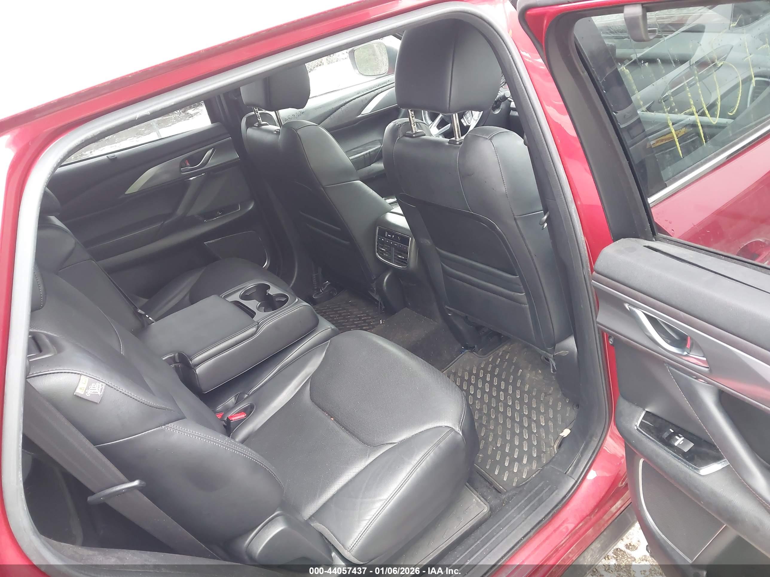 MAZDA CX-9 image 8
