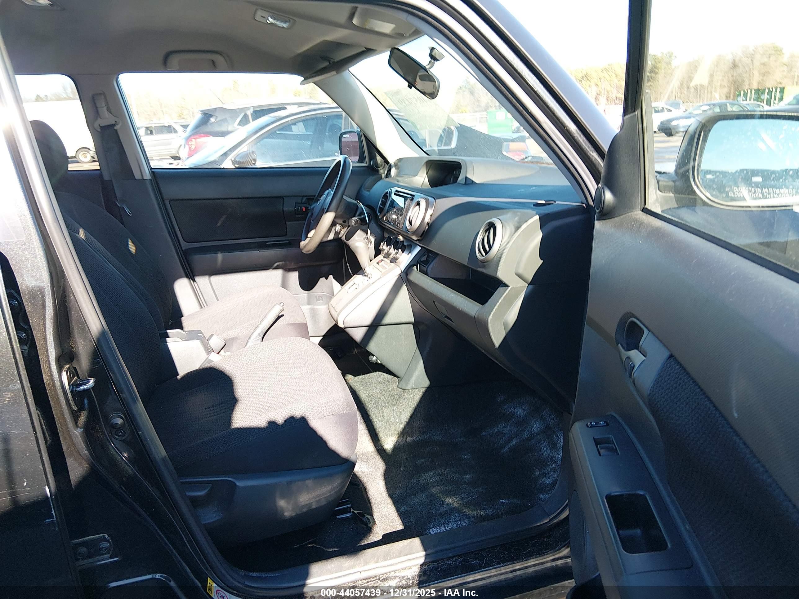 SCION XB image 5