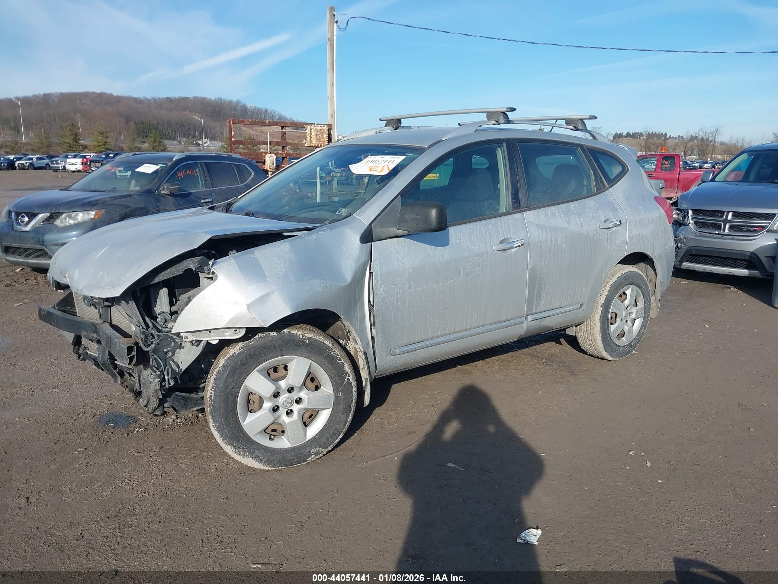 NISSAN ROGUE image 2