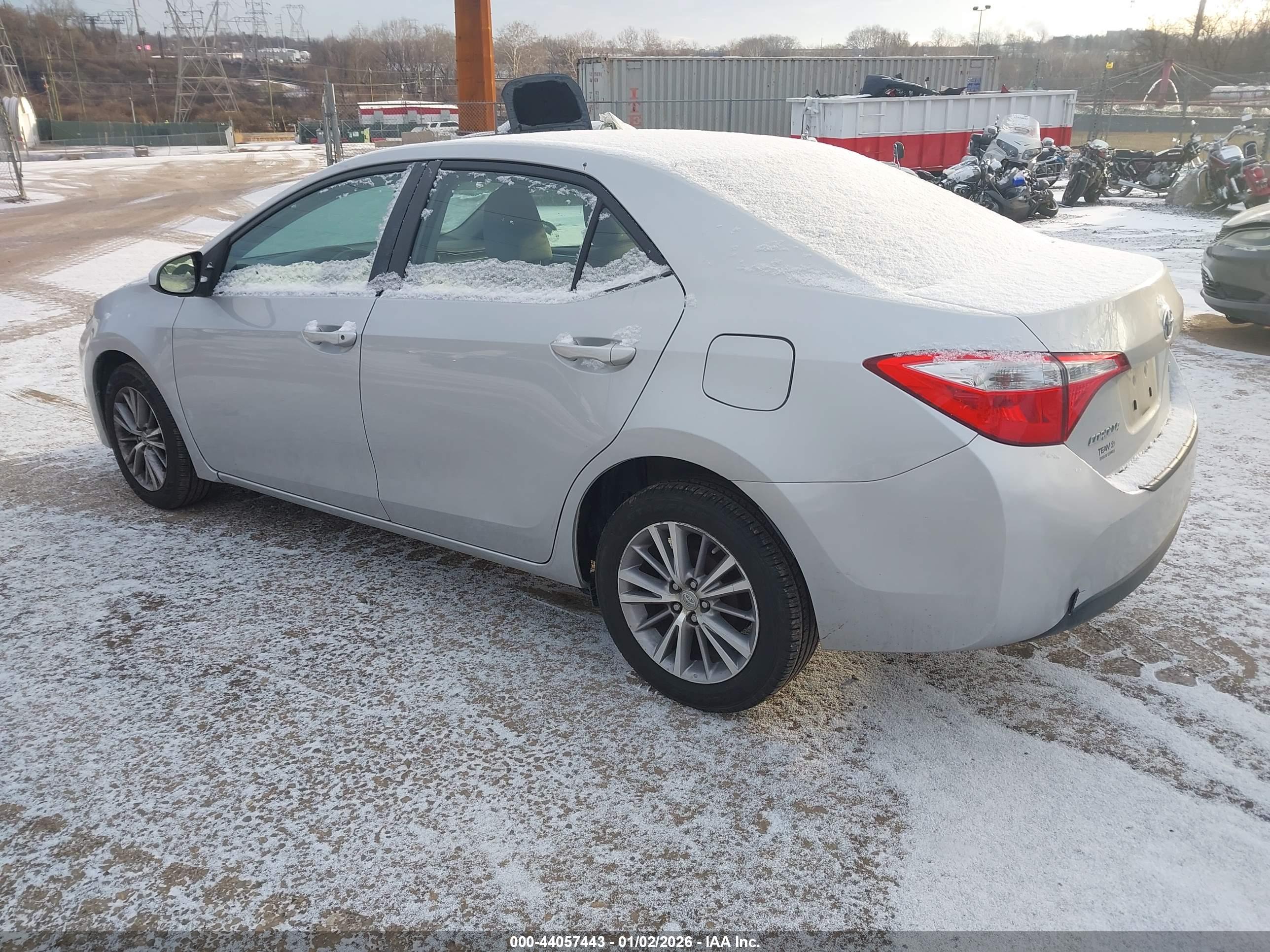 TOYOTA COROLLA image 3