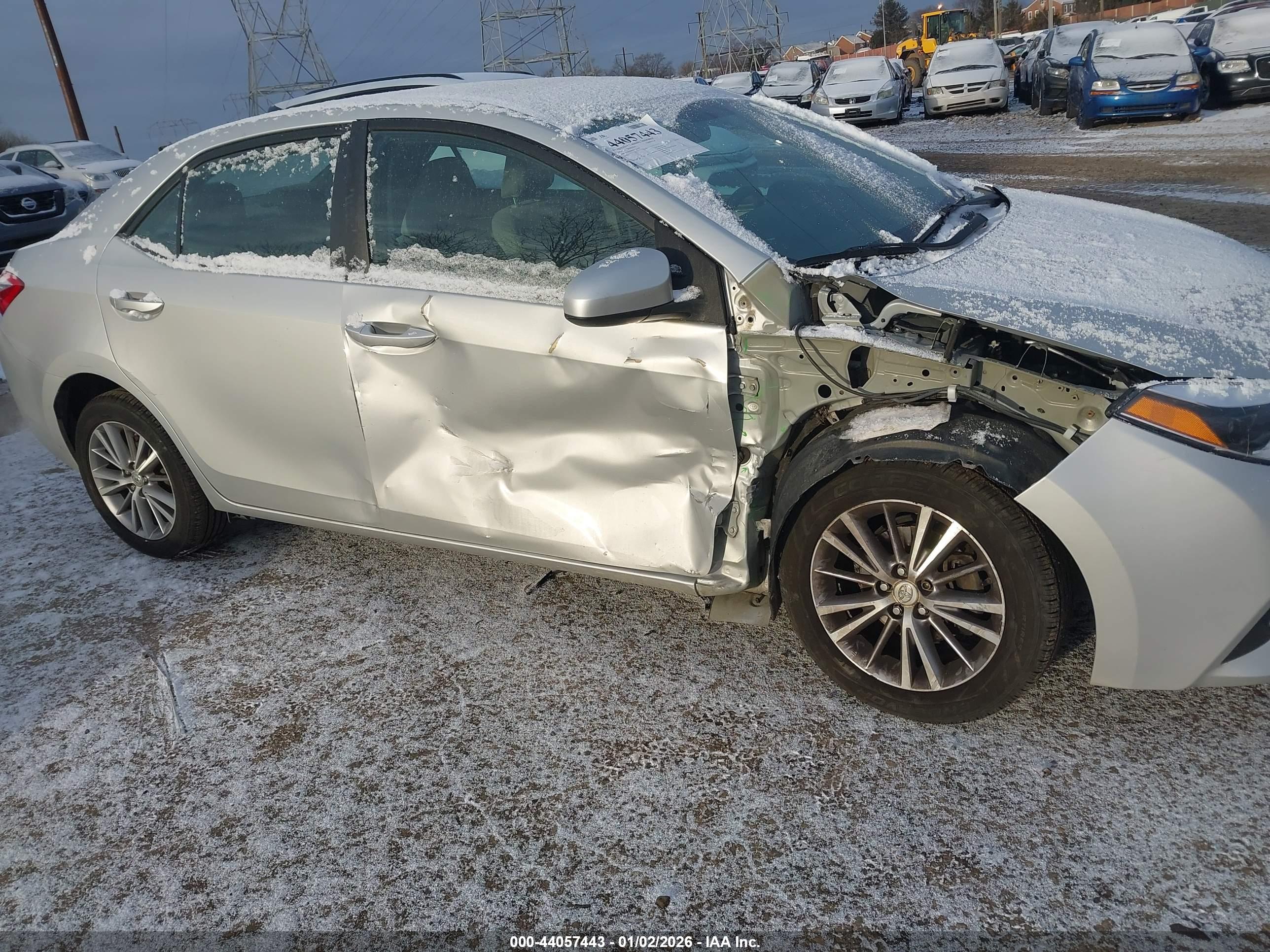 TOYOTA COROLLA image 6
