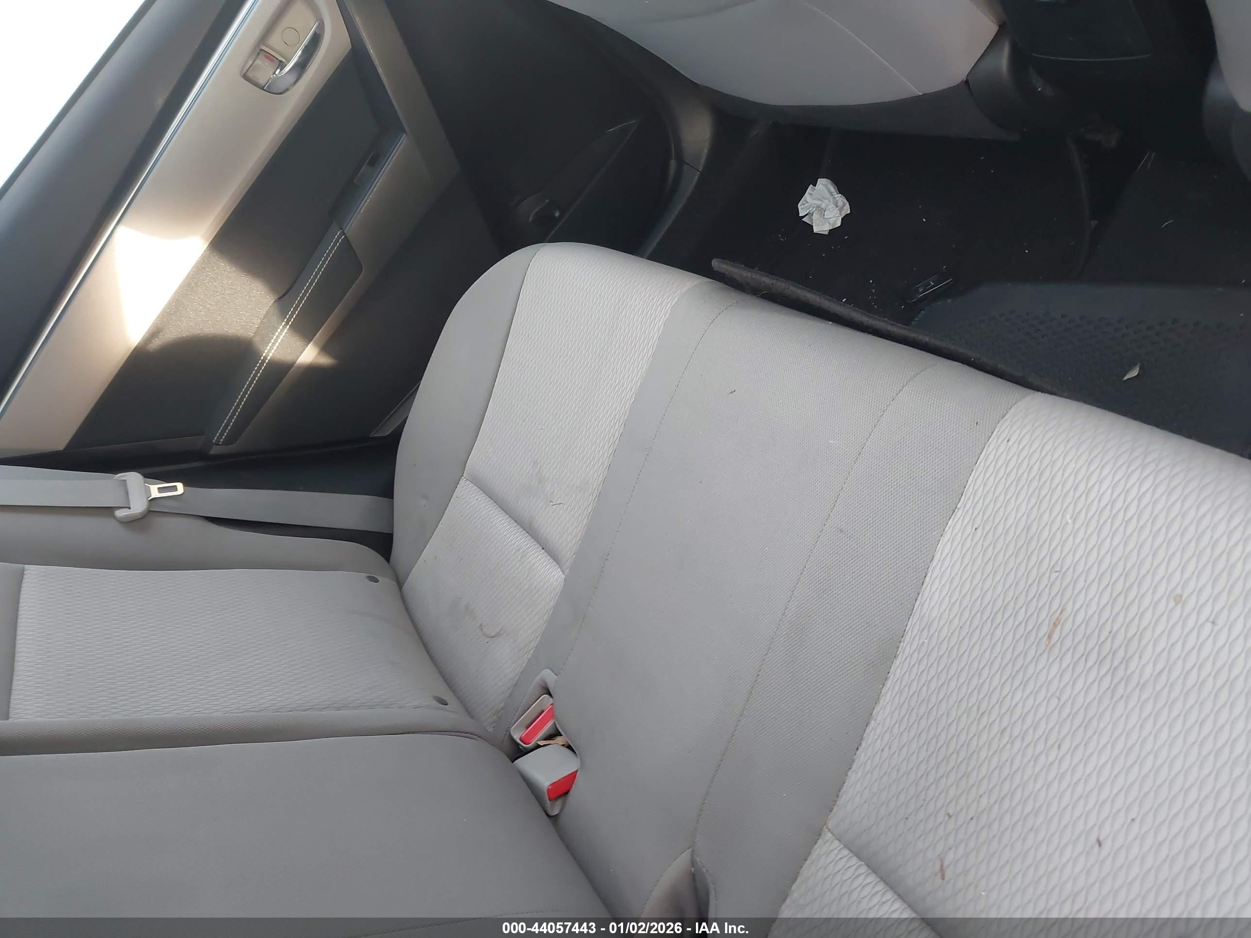 TOYOTA COROLLA image 8