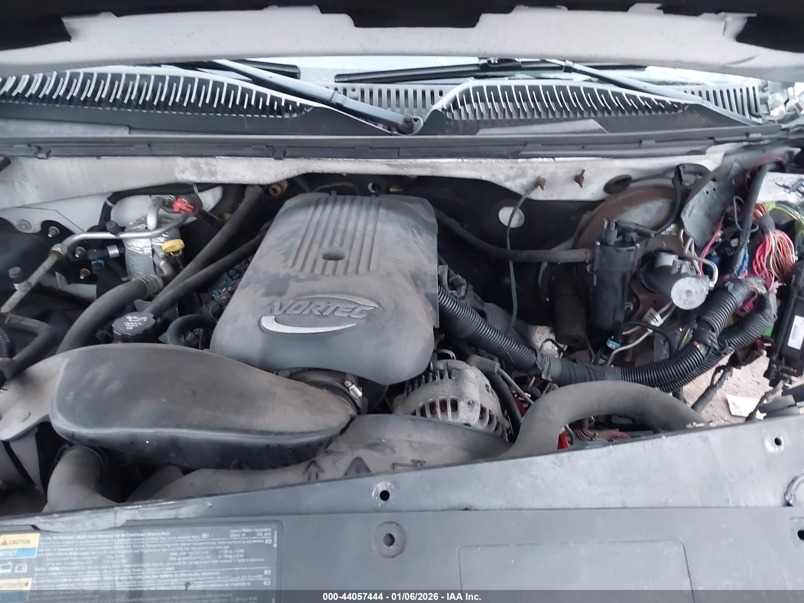 CHEVROLET SILVERADO image 10