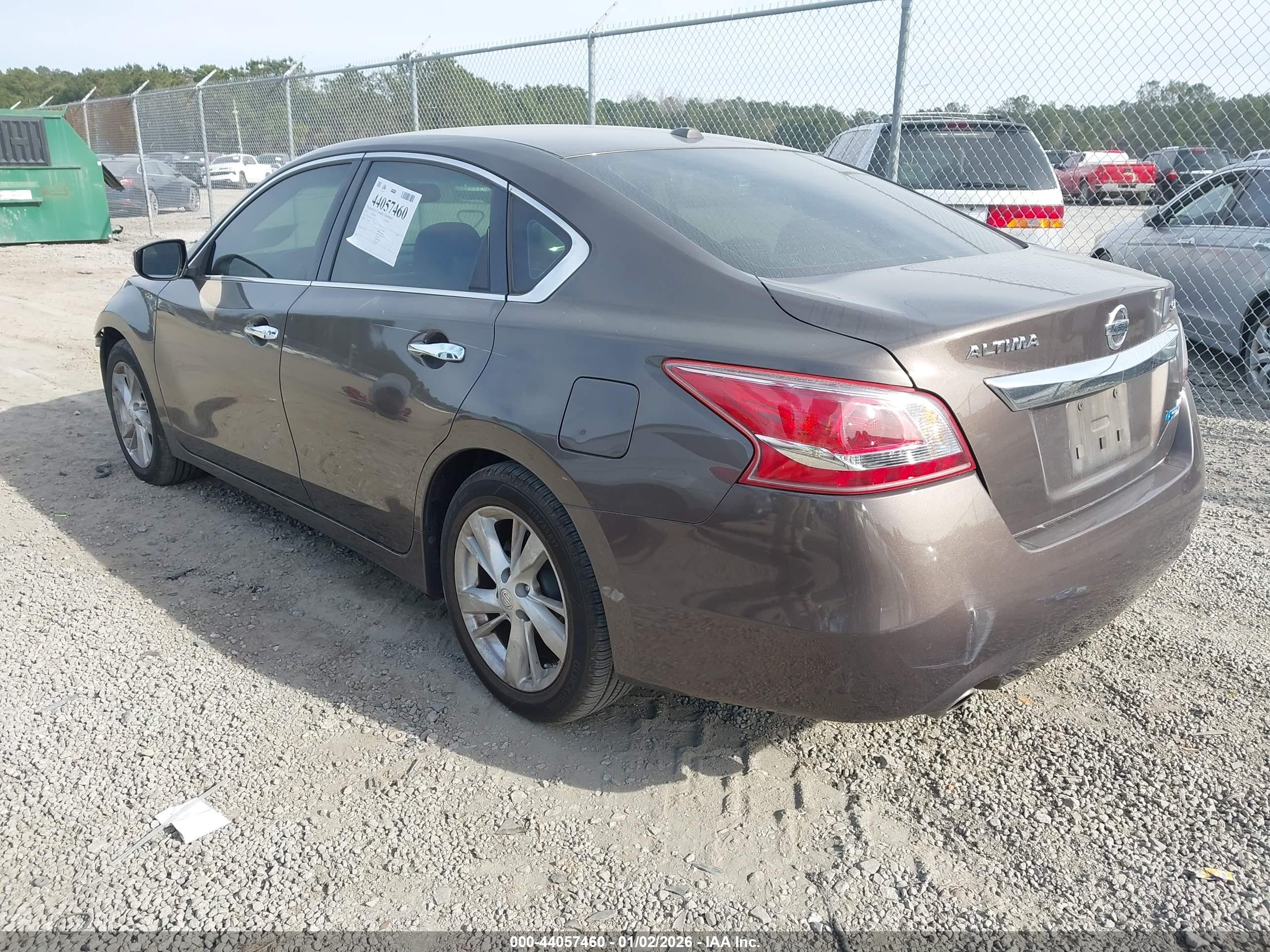 NISSAN ALTIMA image 3