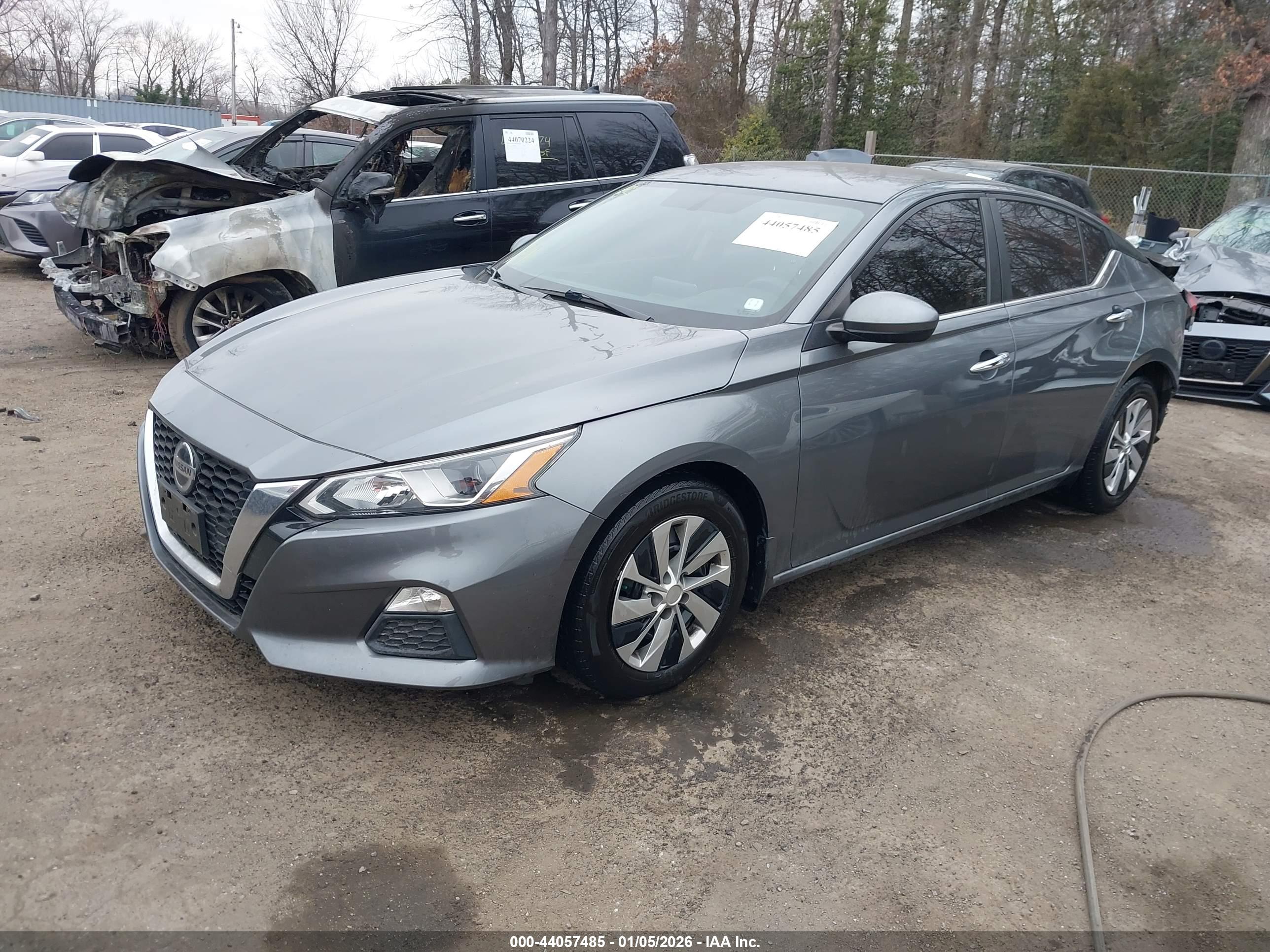 NISSAN ALTIMA image 2
