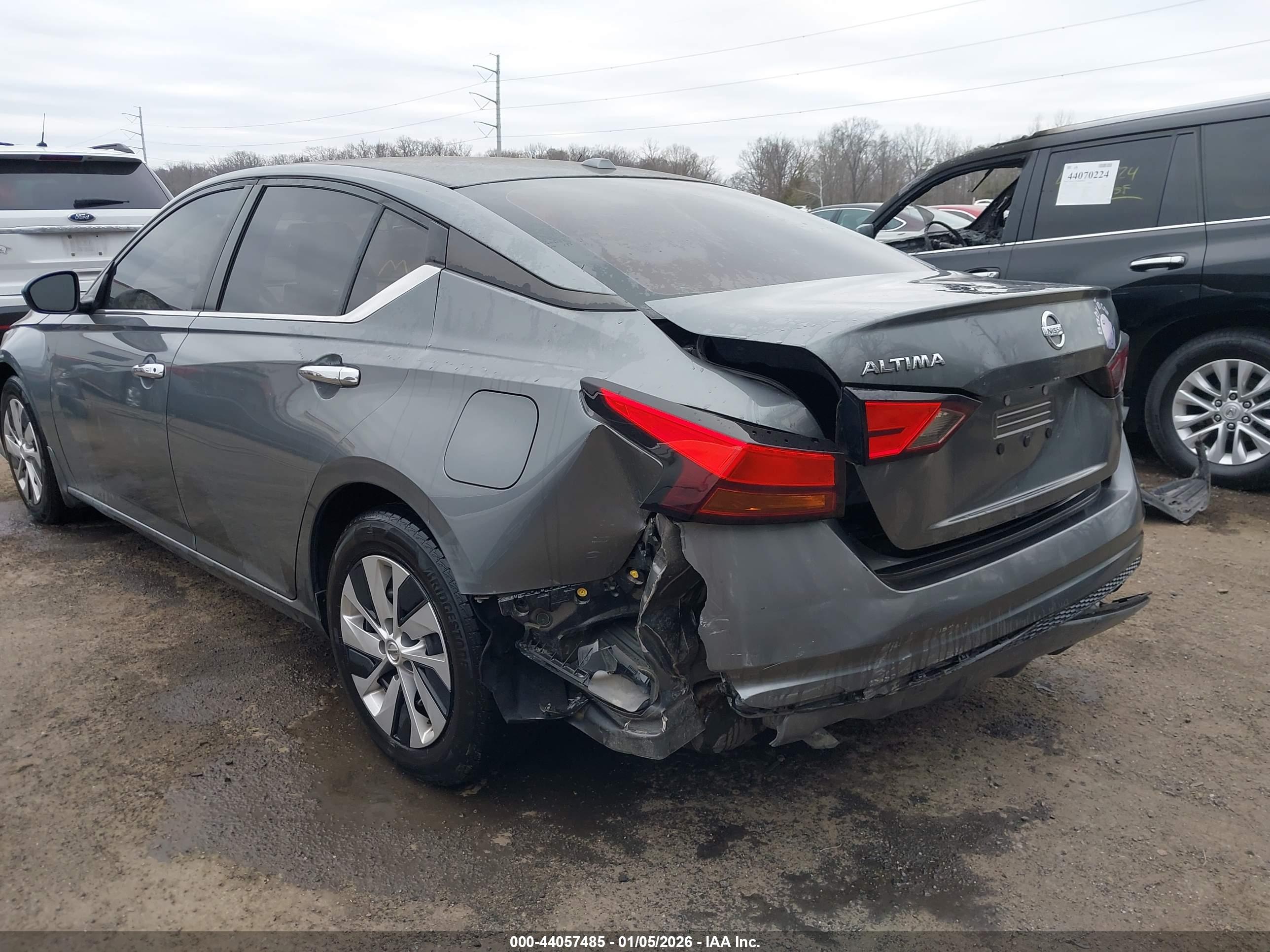 NISSAN ALTIMA image 6